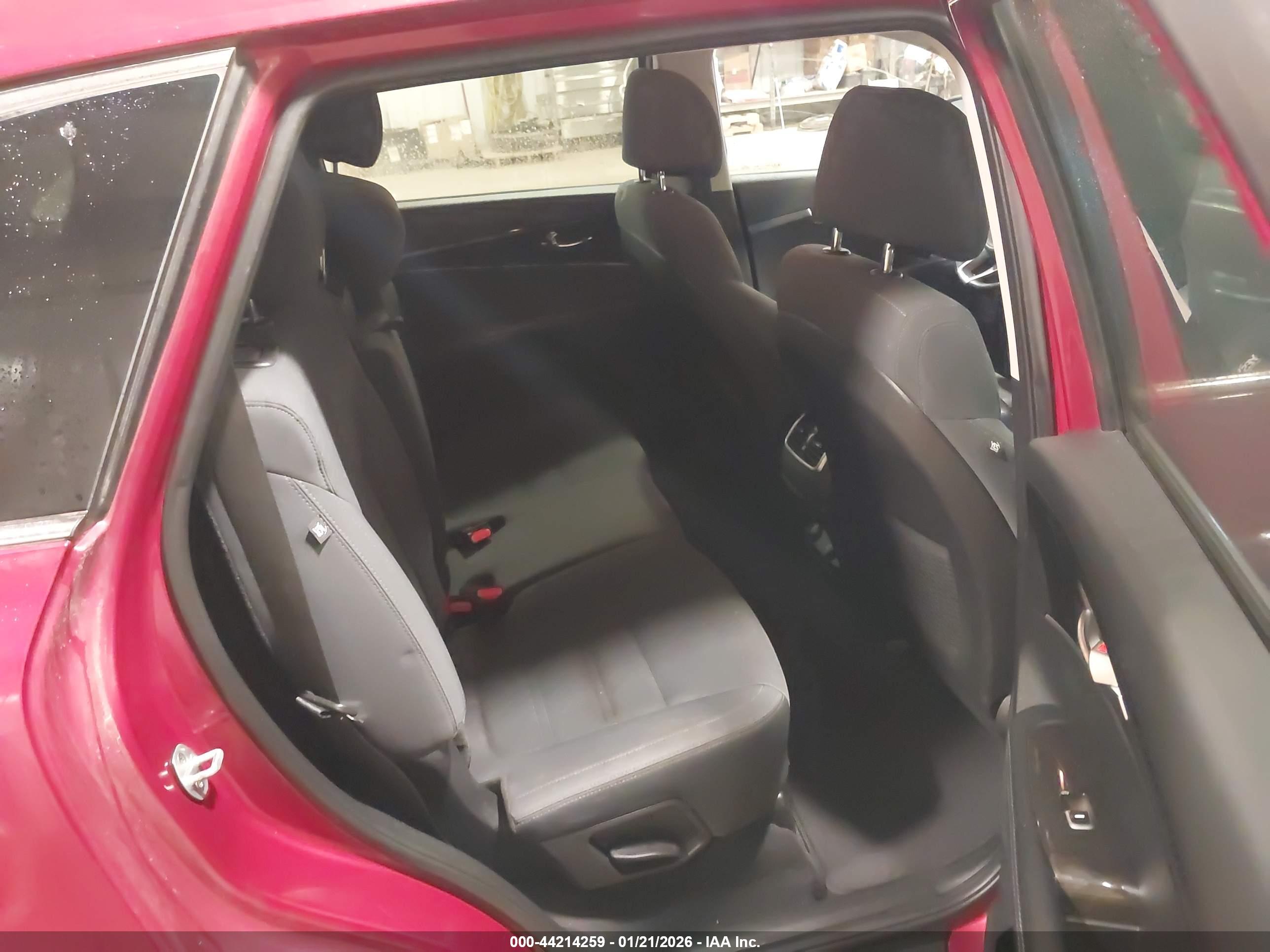 KIA SORENTO image 8