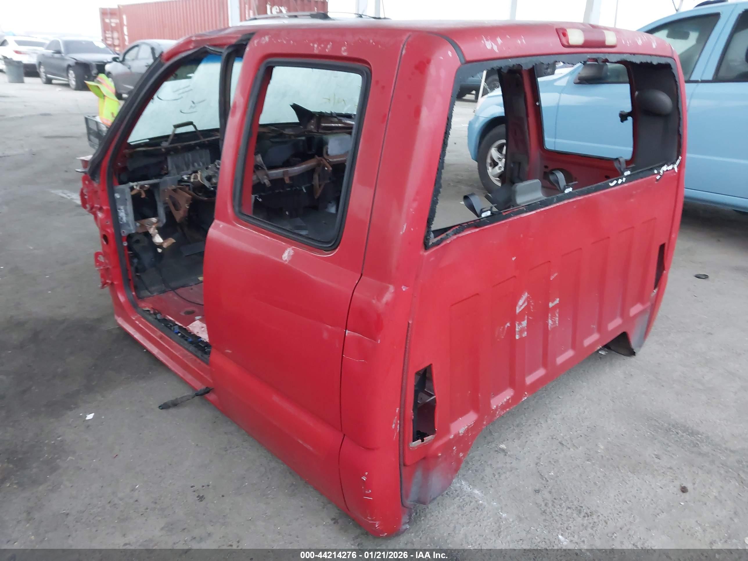 CHEVROLET SILVERADO image 3