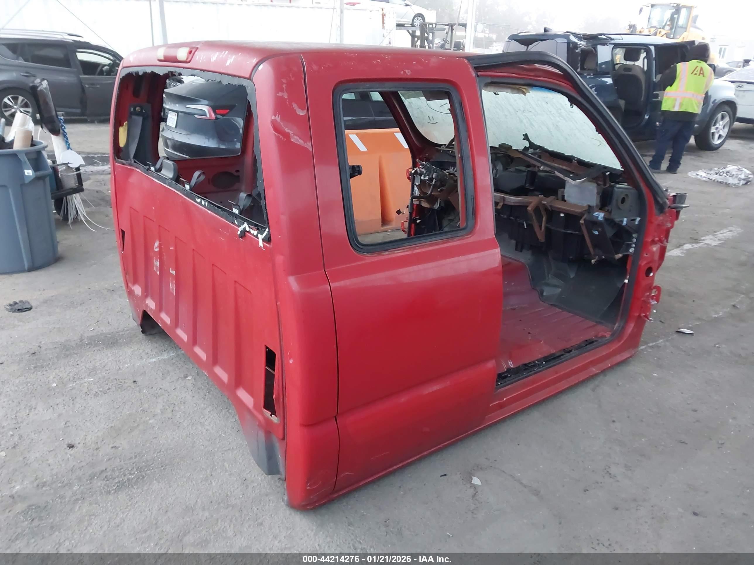 CHEVROLET SILVERADO image 4