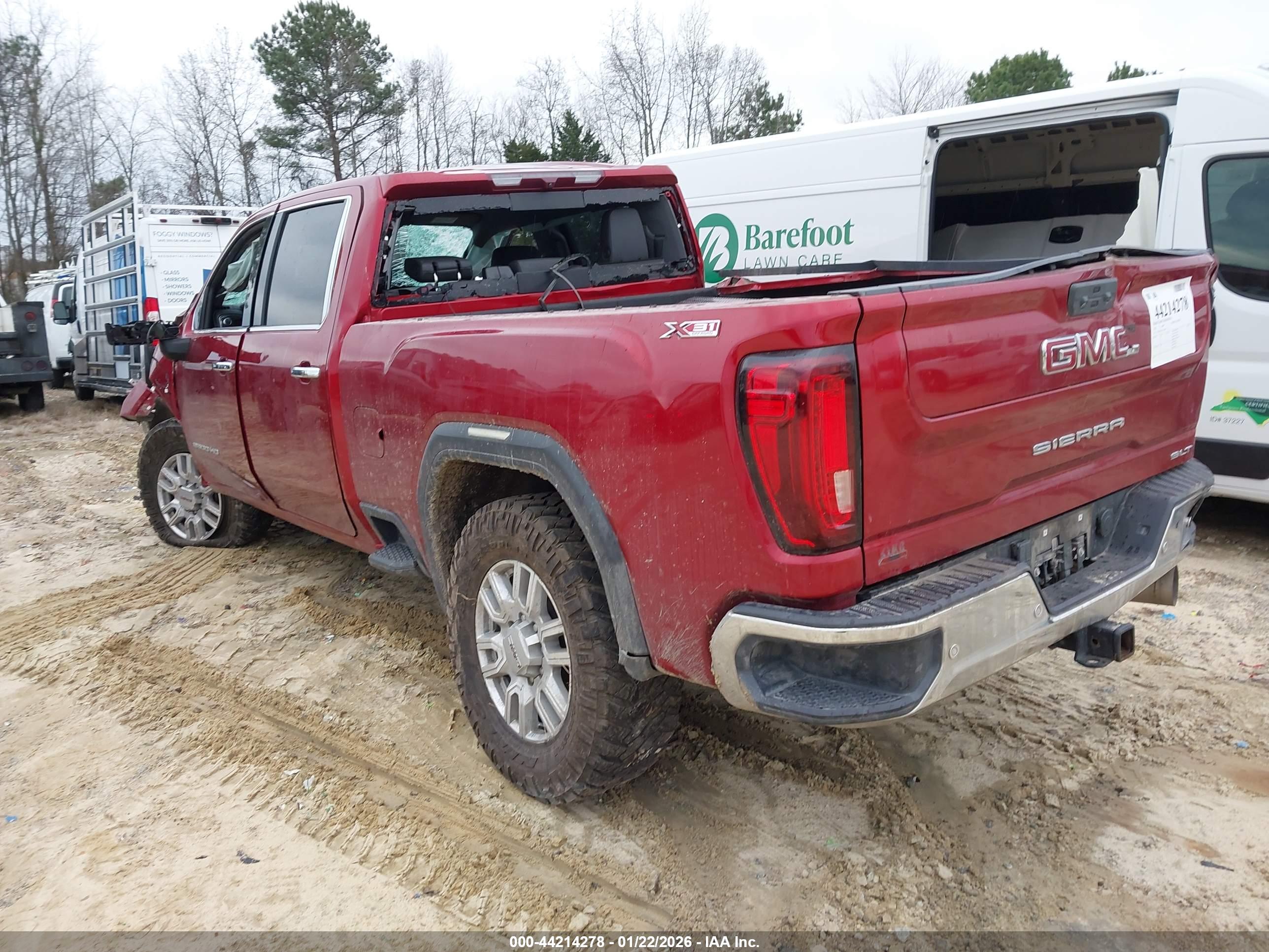 GMC SIERRA image 3