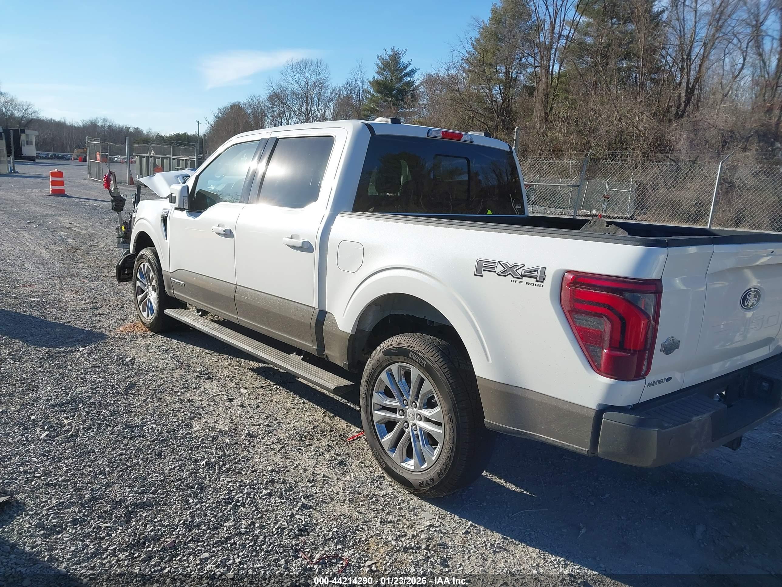 FORD F-150 image 3