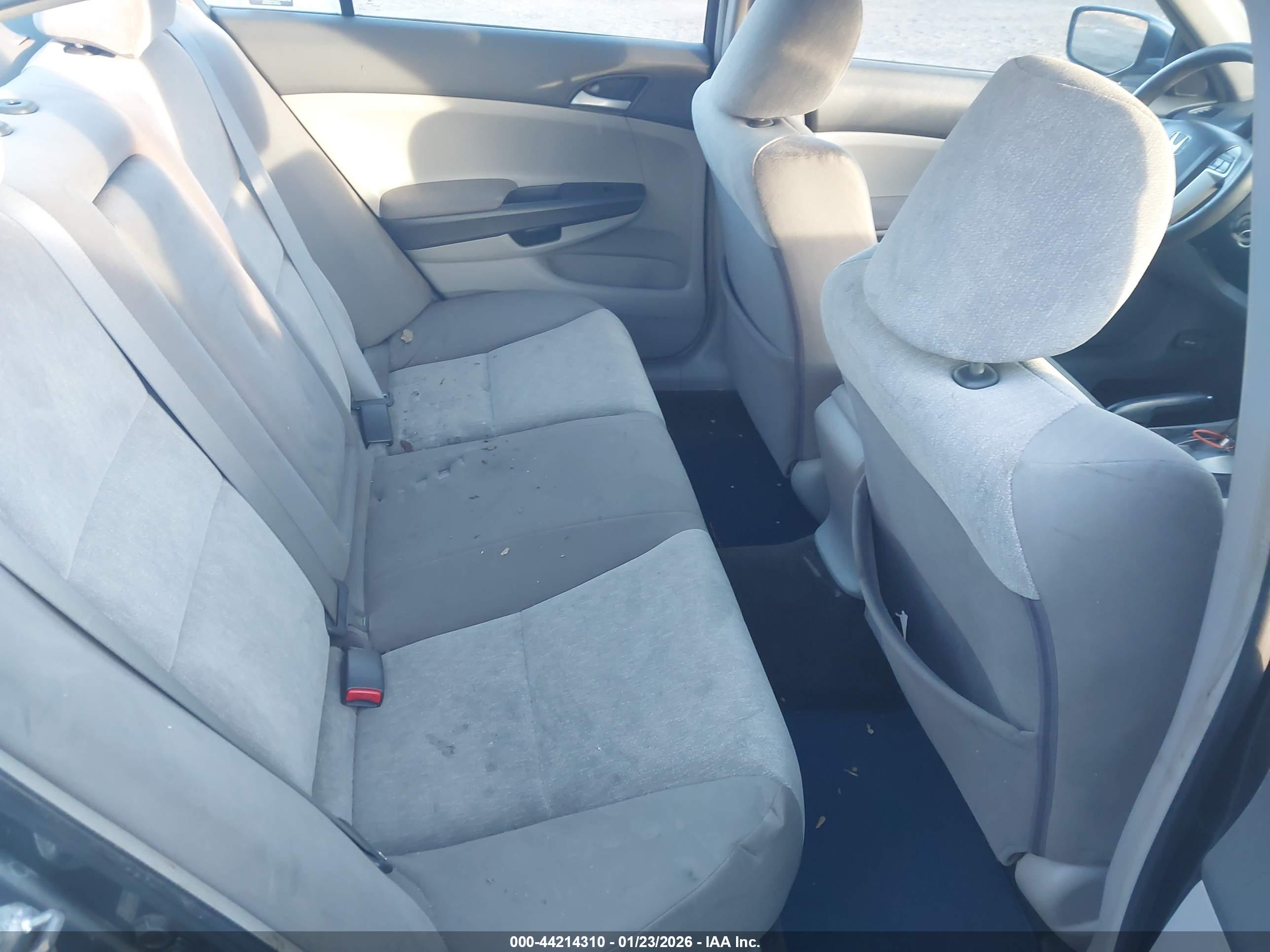 HONDA ACCORD image 8