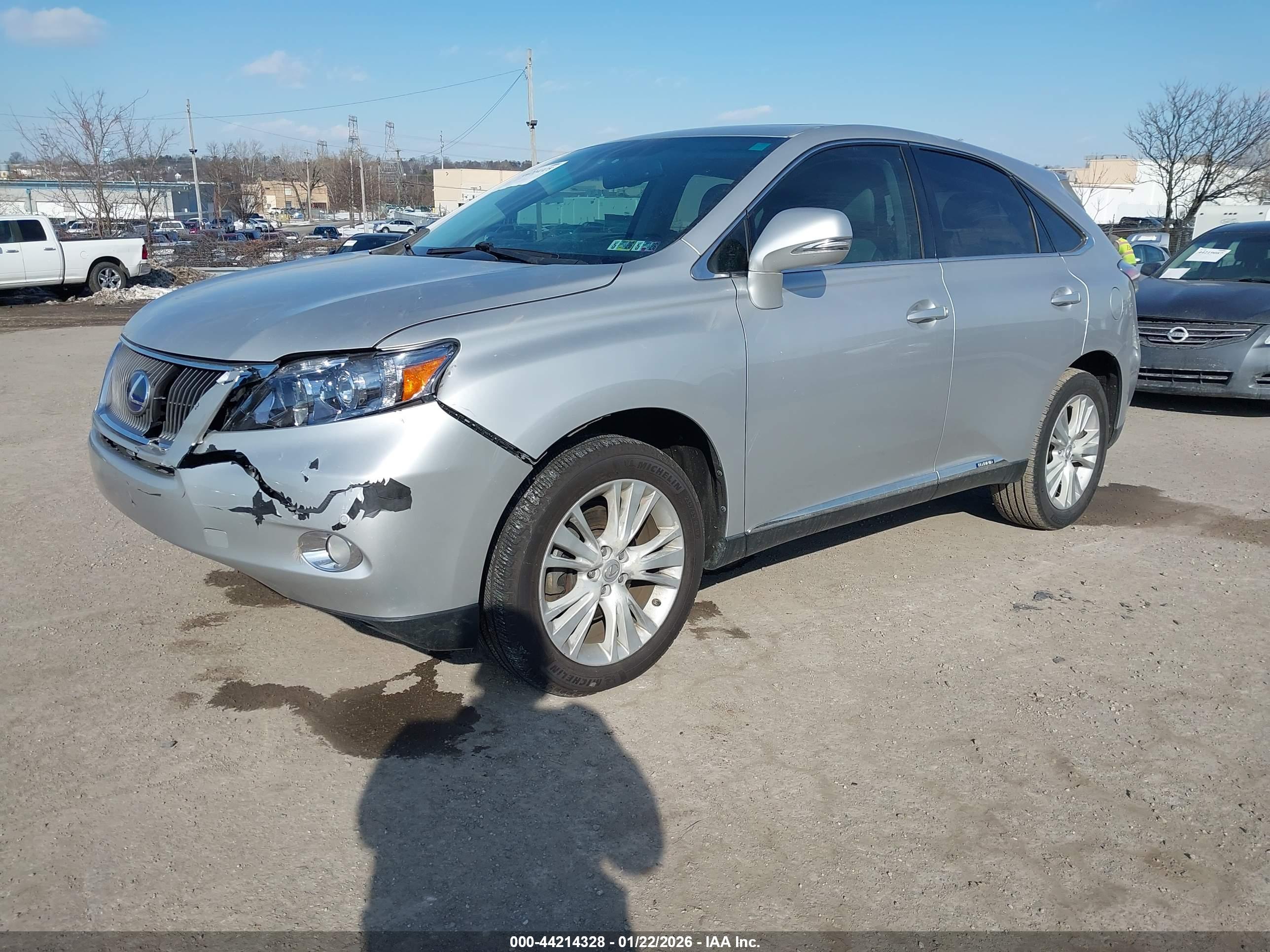 LEXUS RX image 2