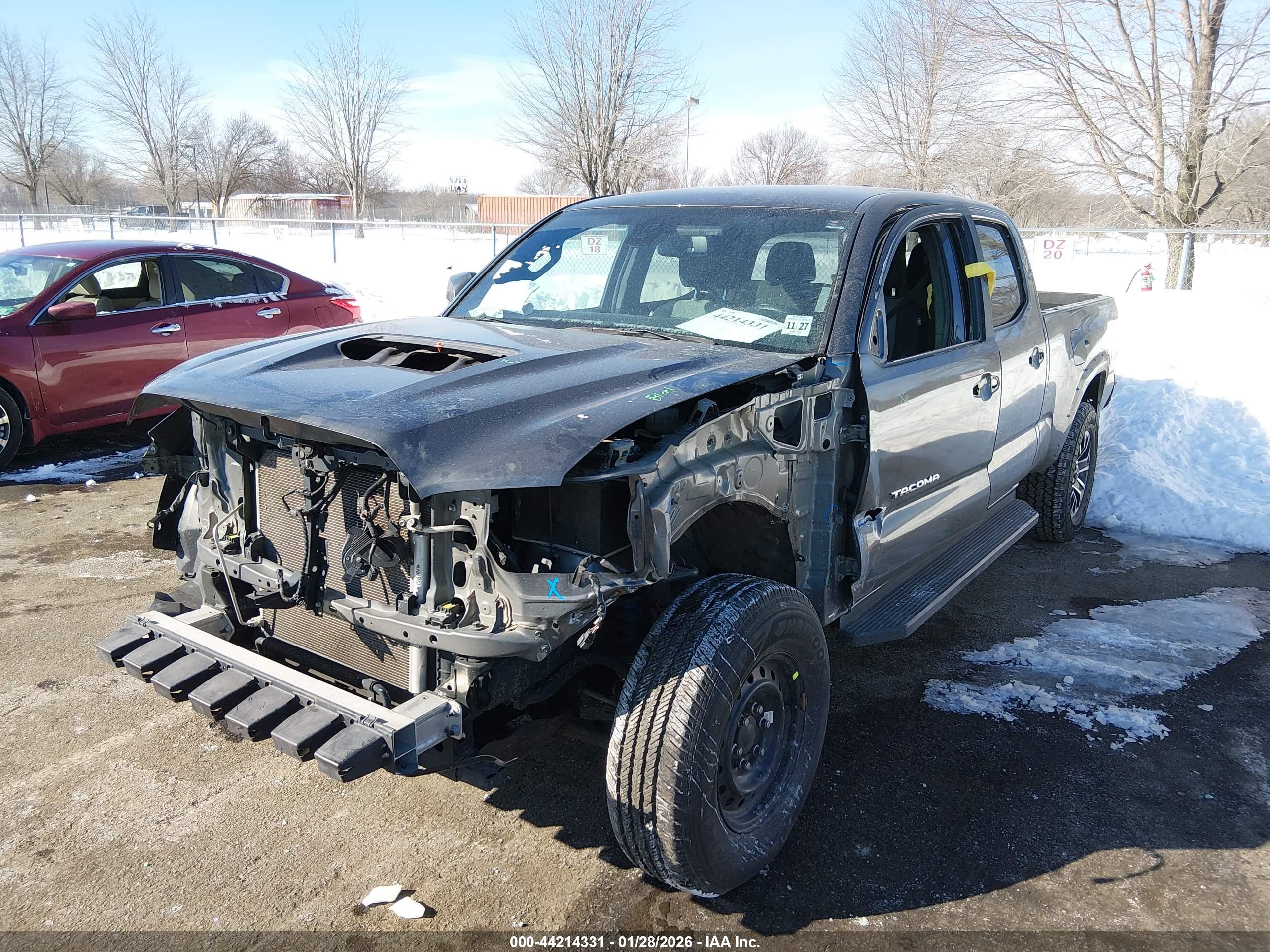 TOYOTA TACOMA image 6
