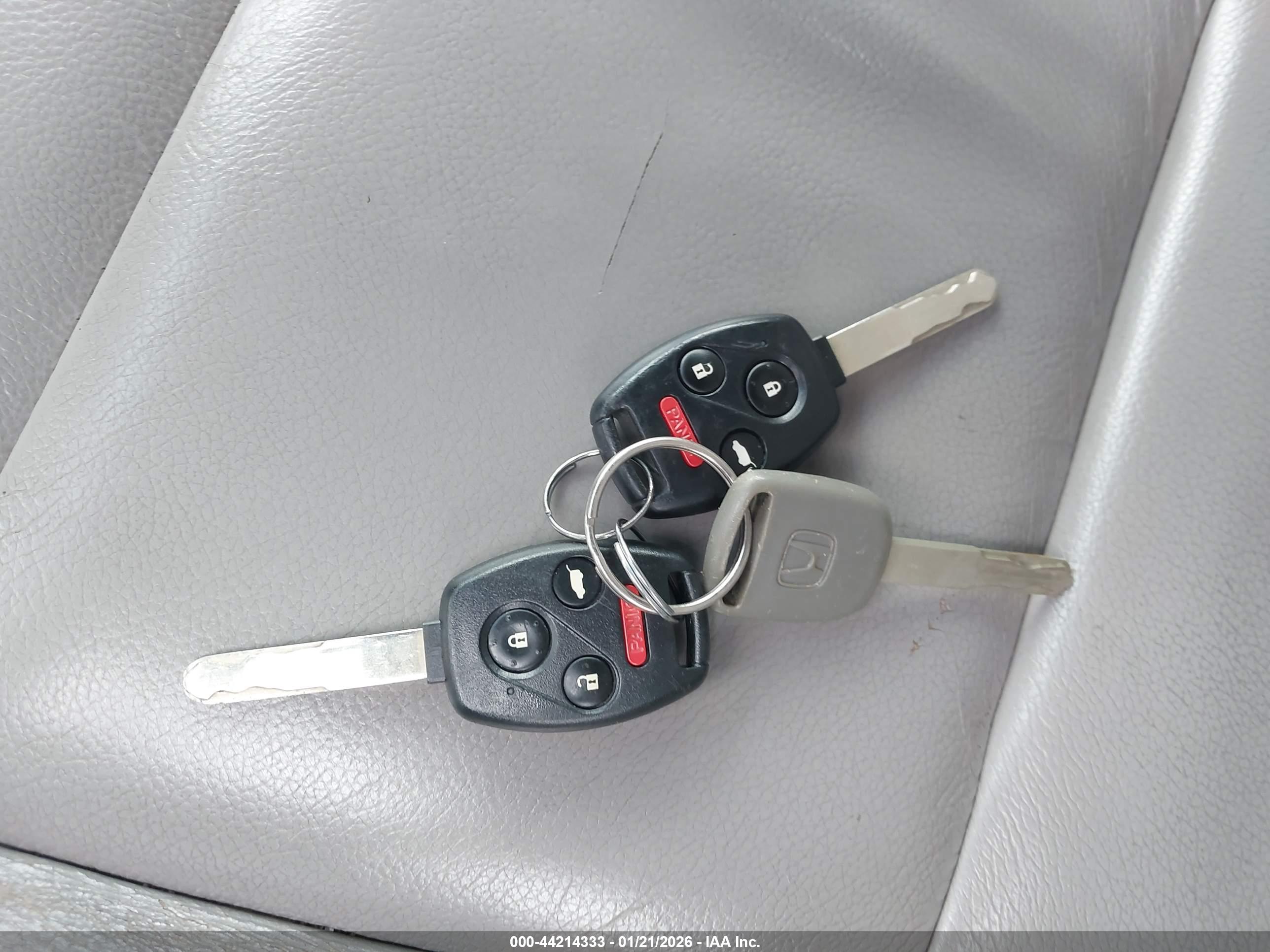 HONDA PILOT image 11