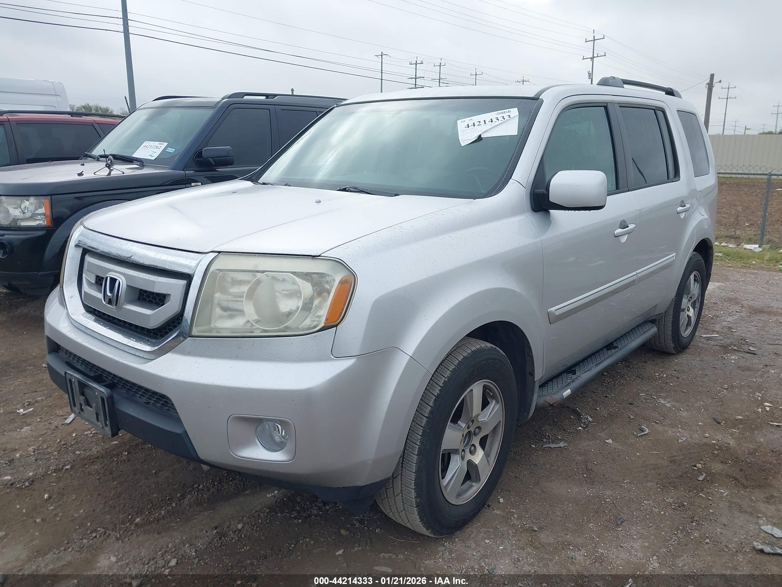 HONDA PILOT image 2