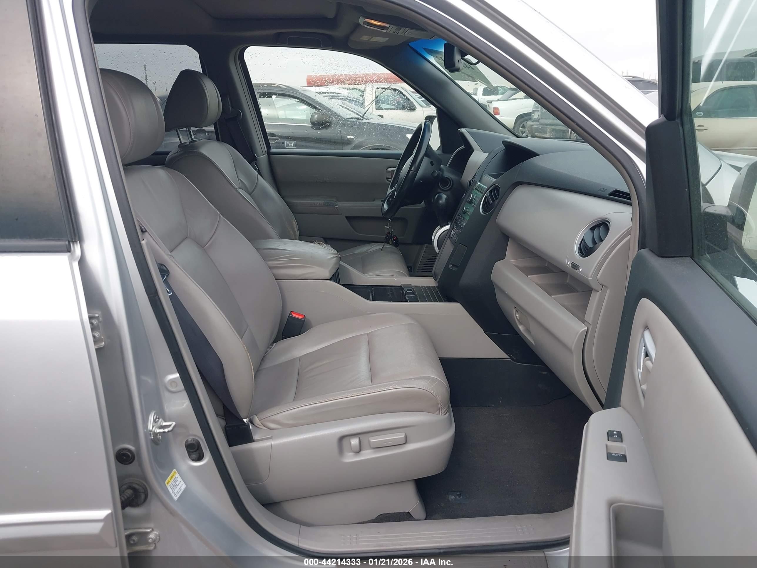 HONDA PILOT image 5
