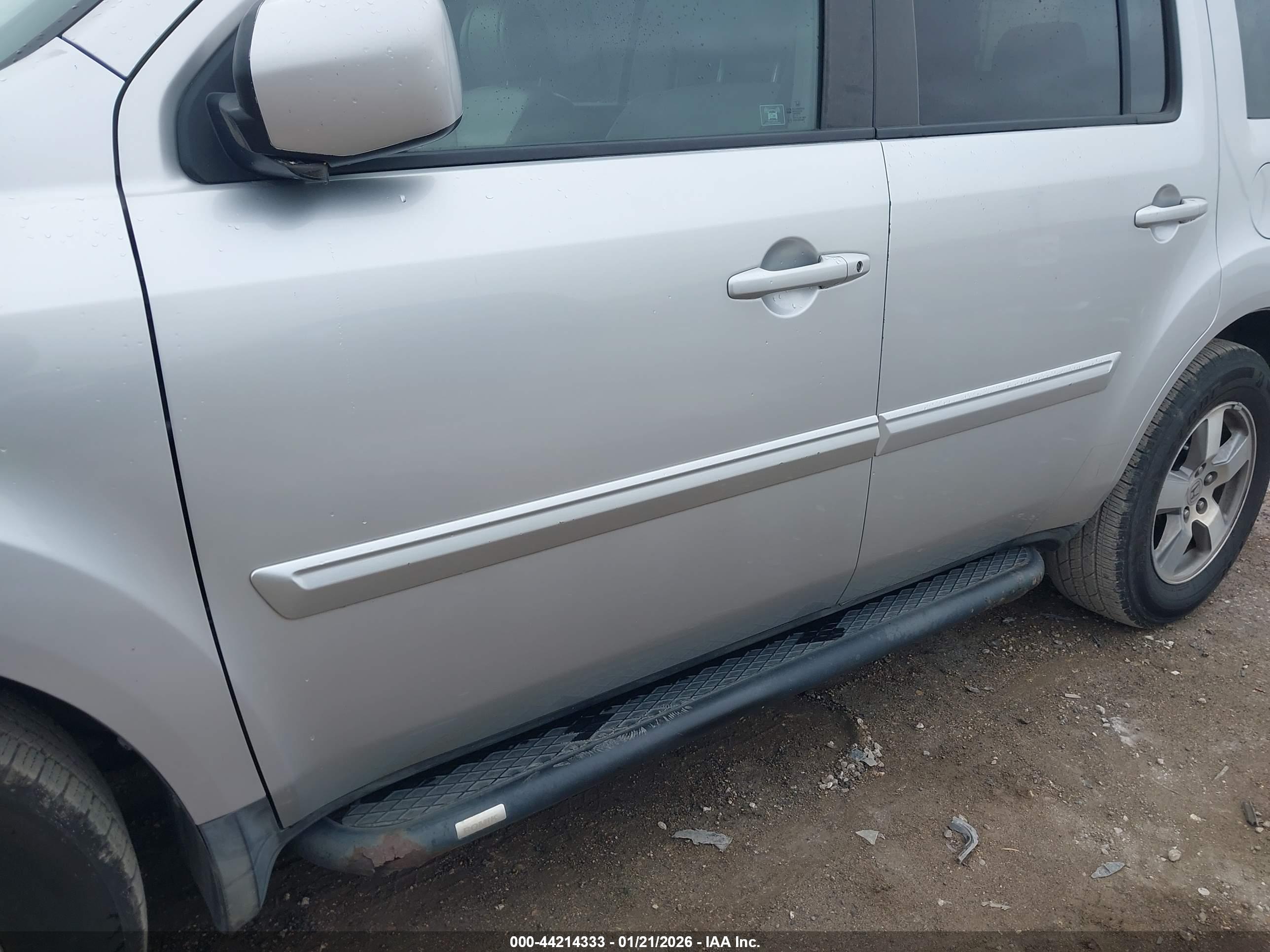 HONDA PILOT image 6