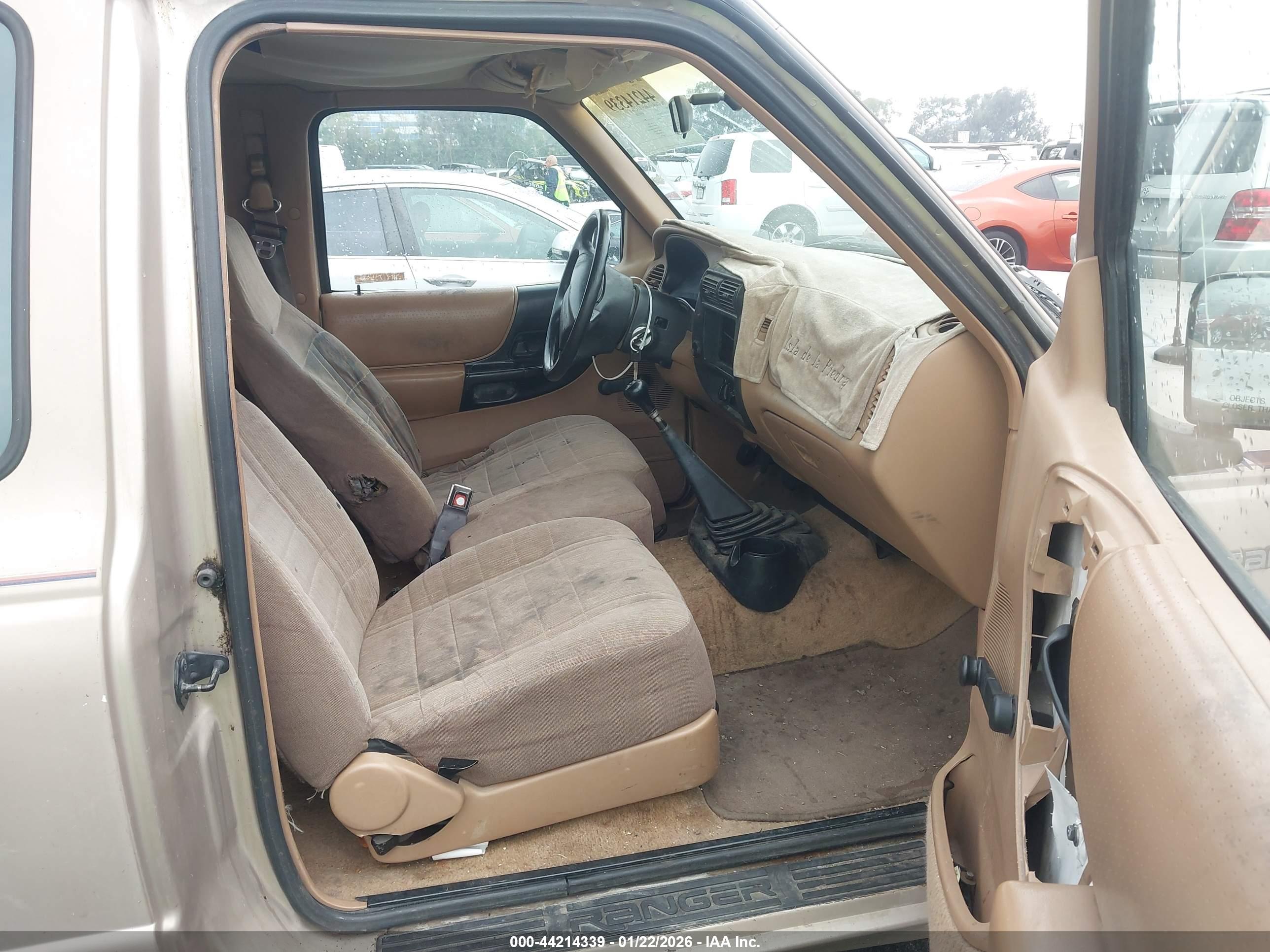 FORD RANGER image 5