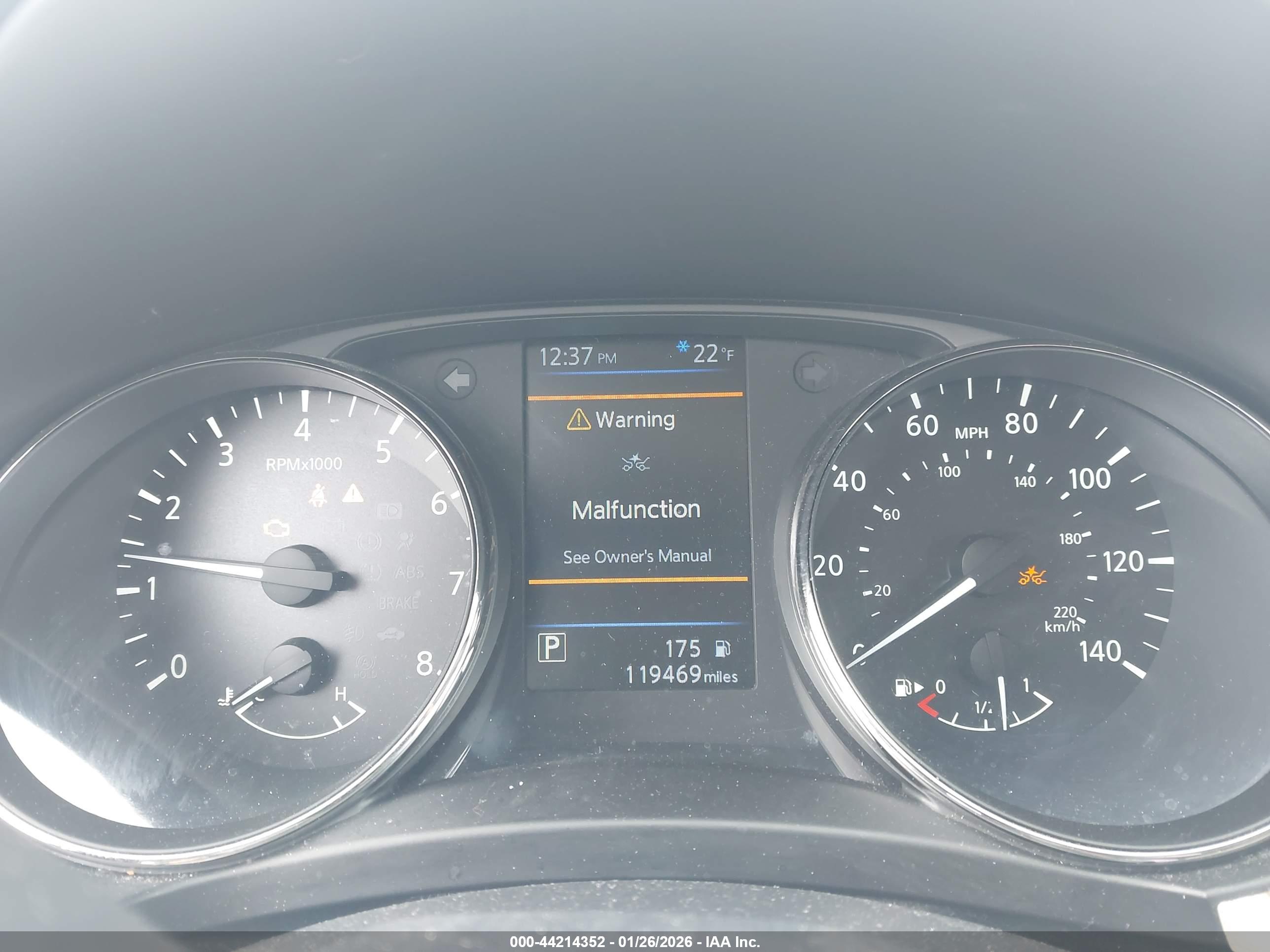 NISSAN ROGUE image 7