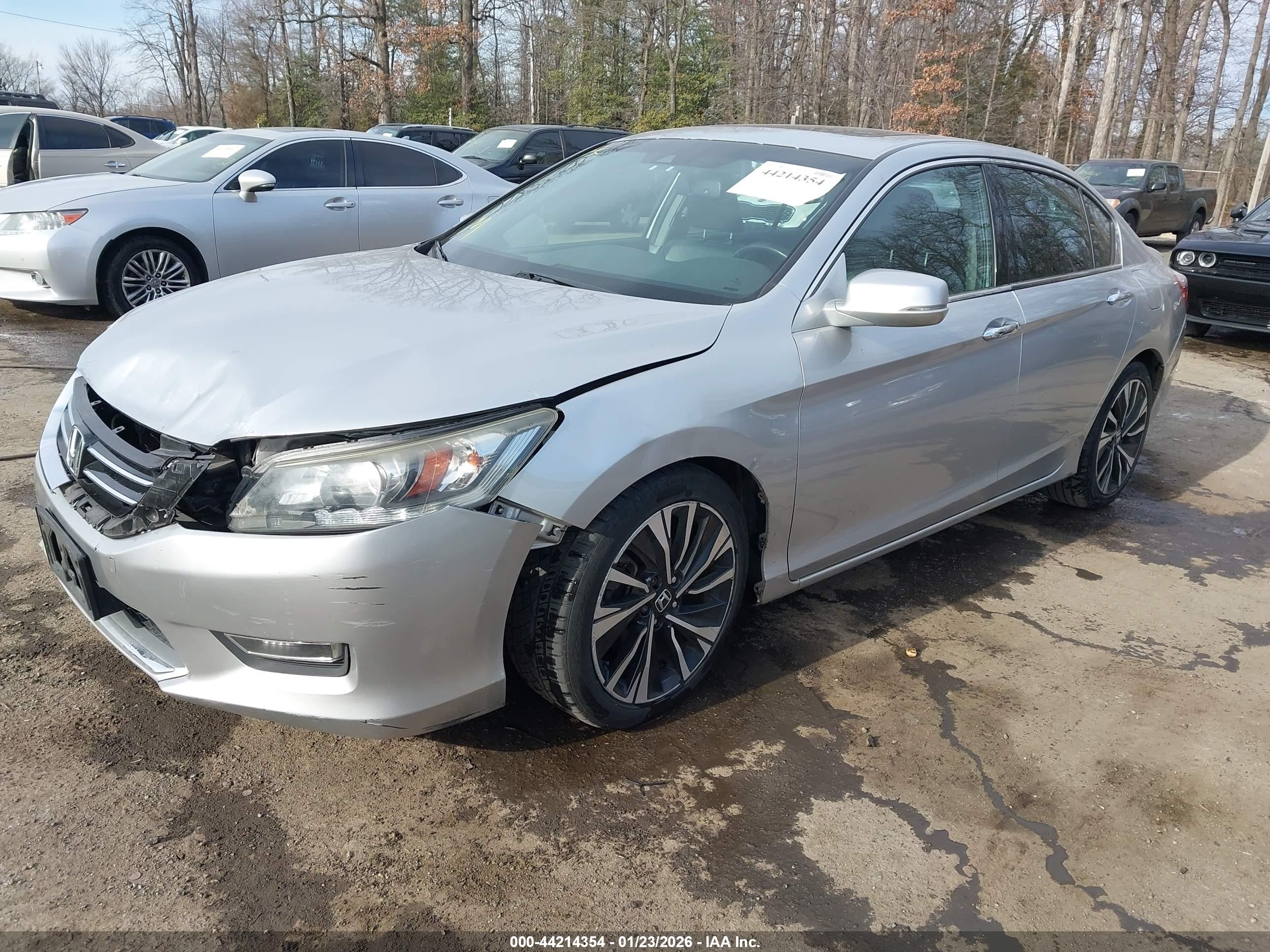 HONDA ACCORD image 2