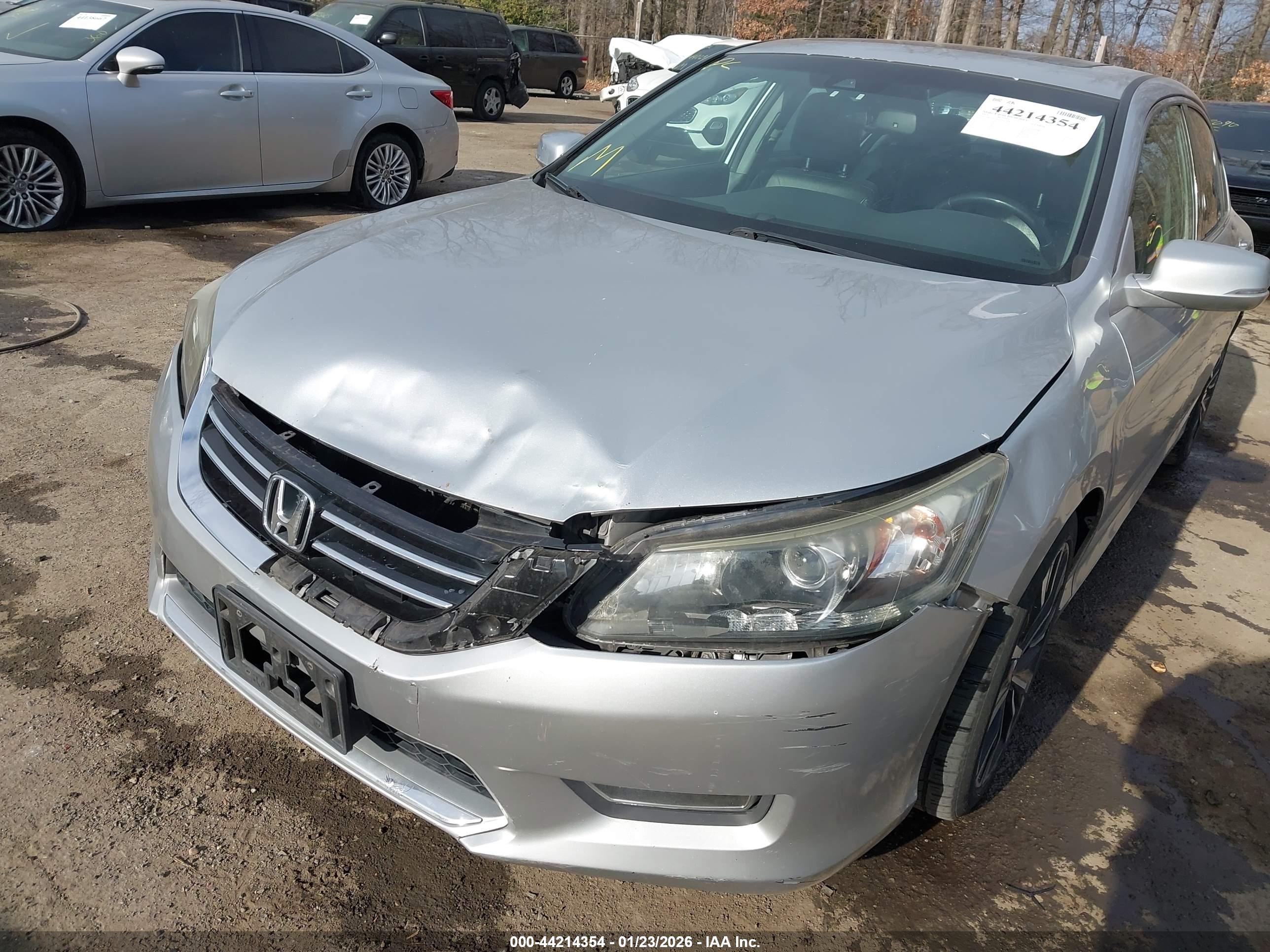 HONDA ACCORD image 6