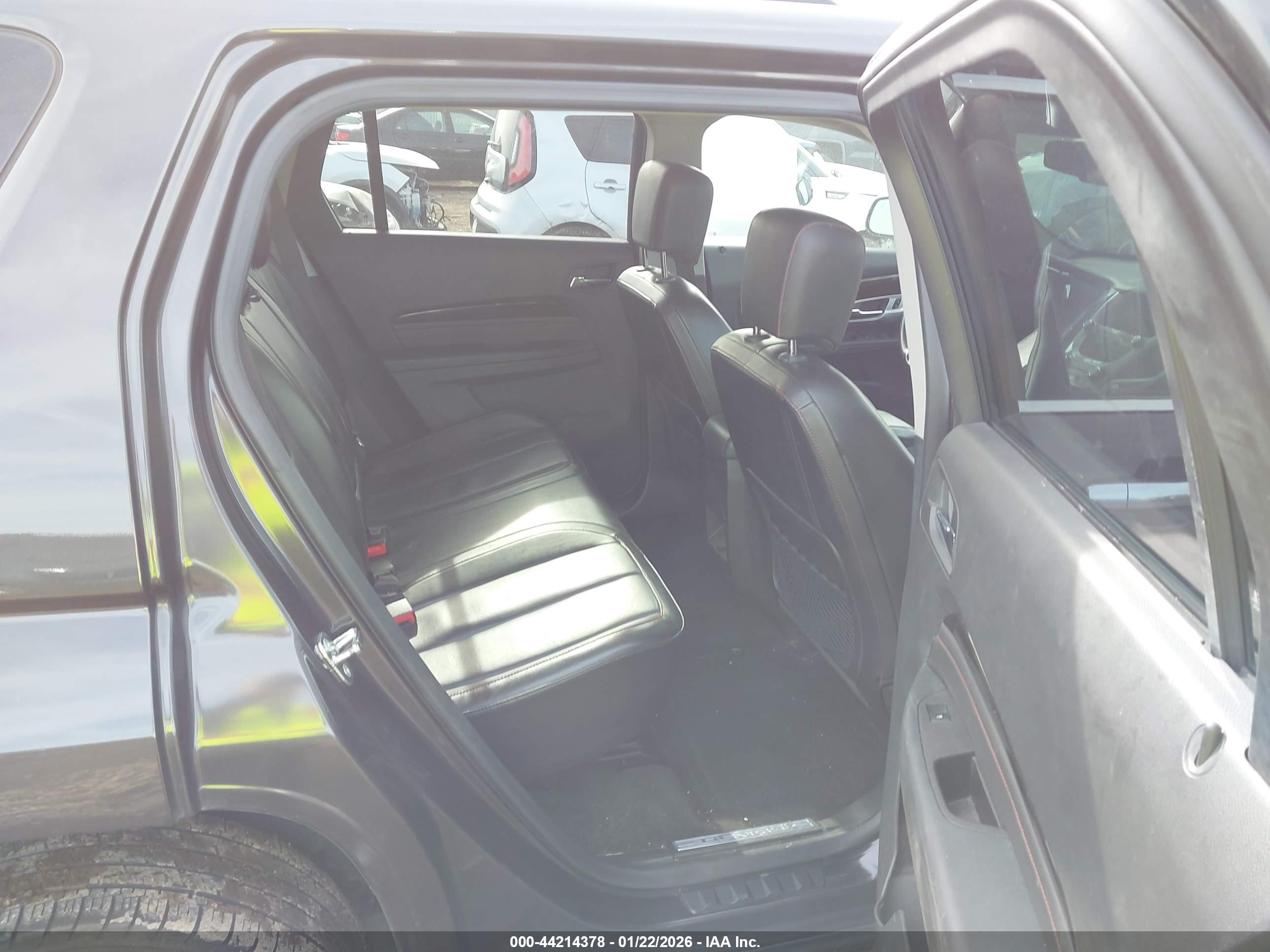 GMC TERRAIN image 8