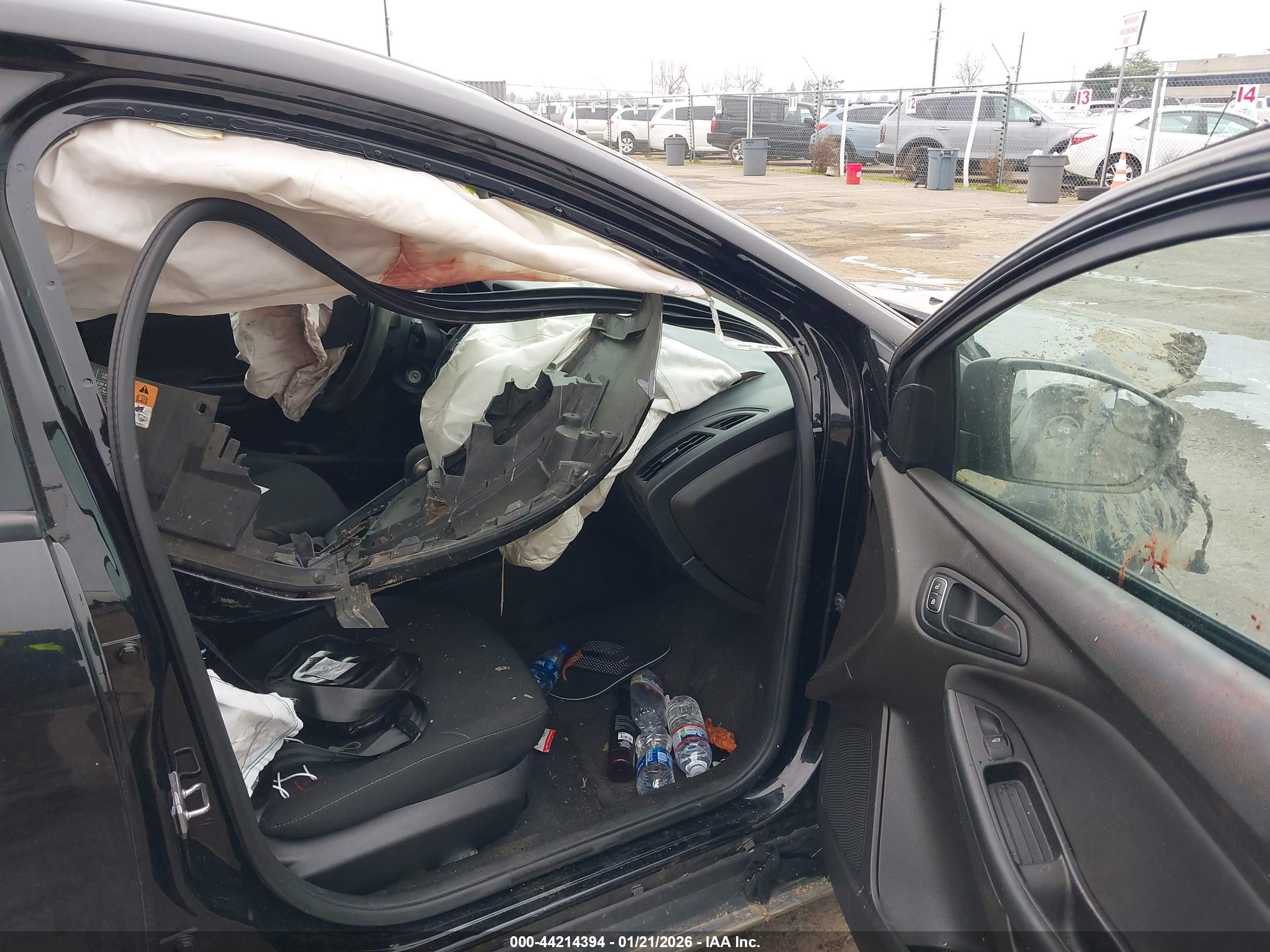 FORD FOCUS image 5