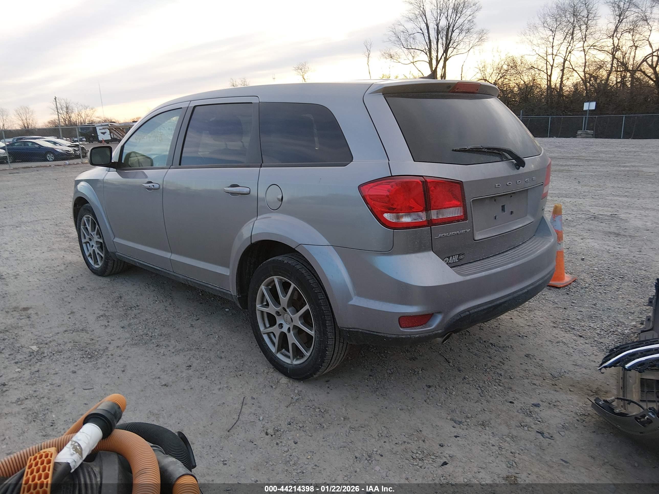 DODGE JOURNEY image 3