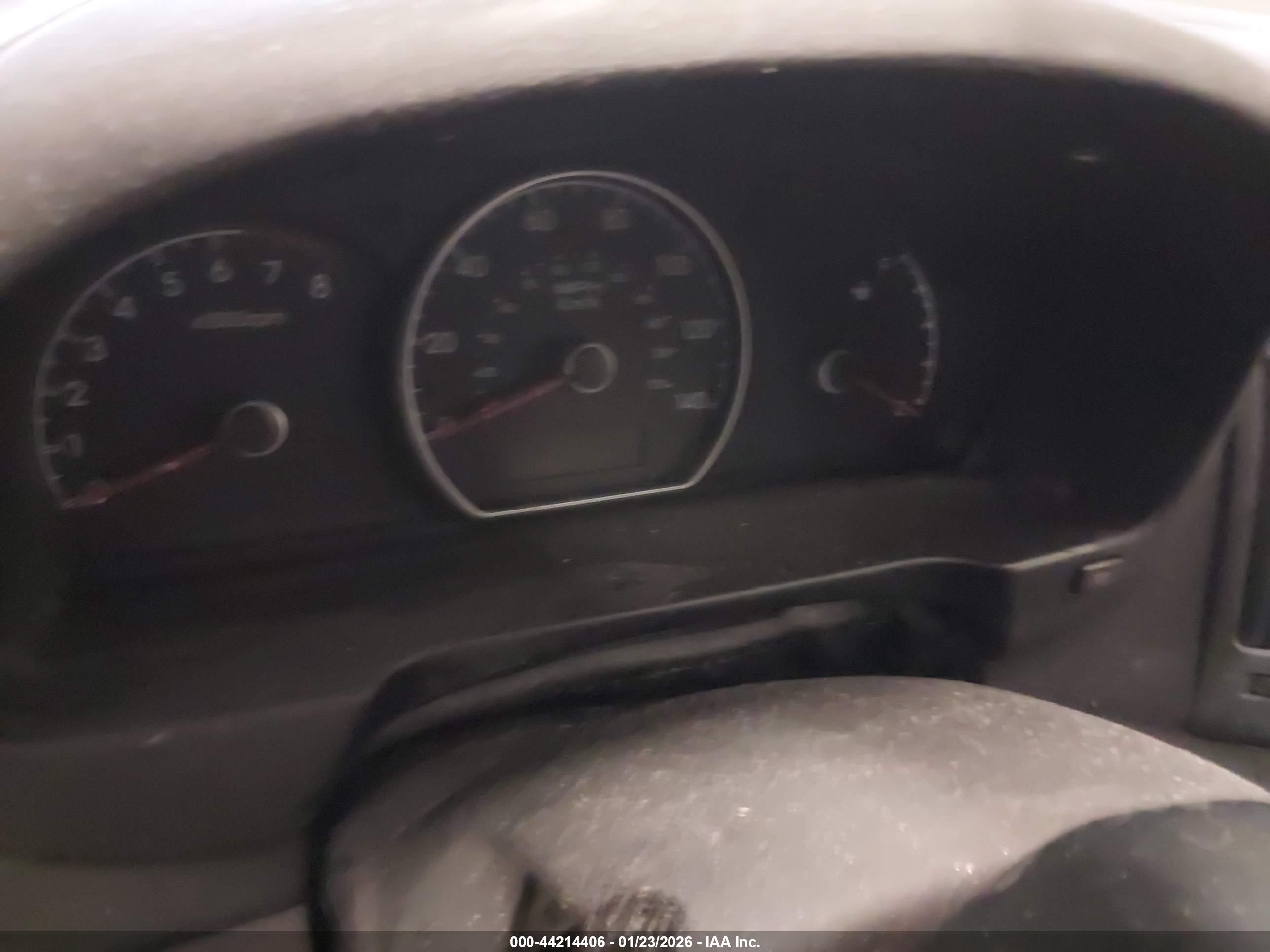 HYUNDAI ELANTRA image 7