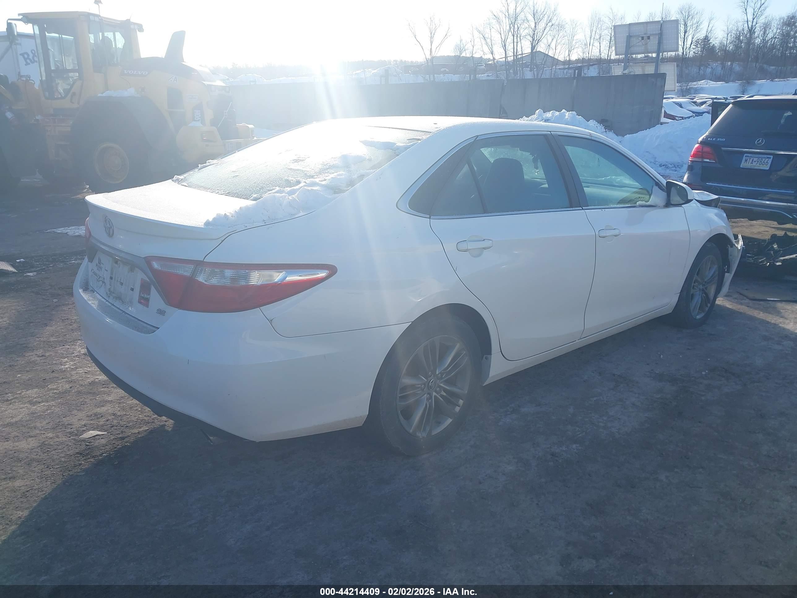 TOYOTA CAMRY image 4