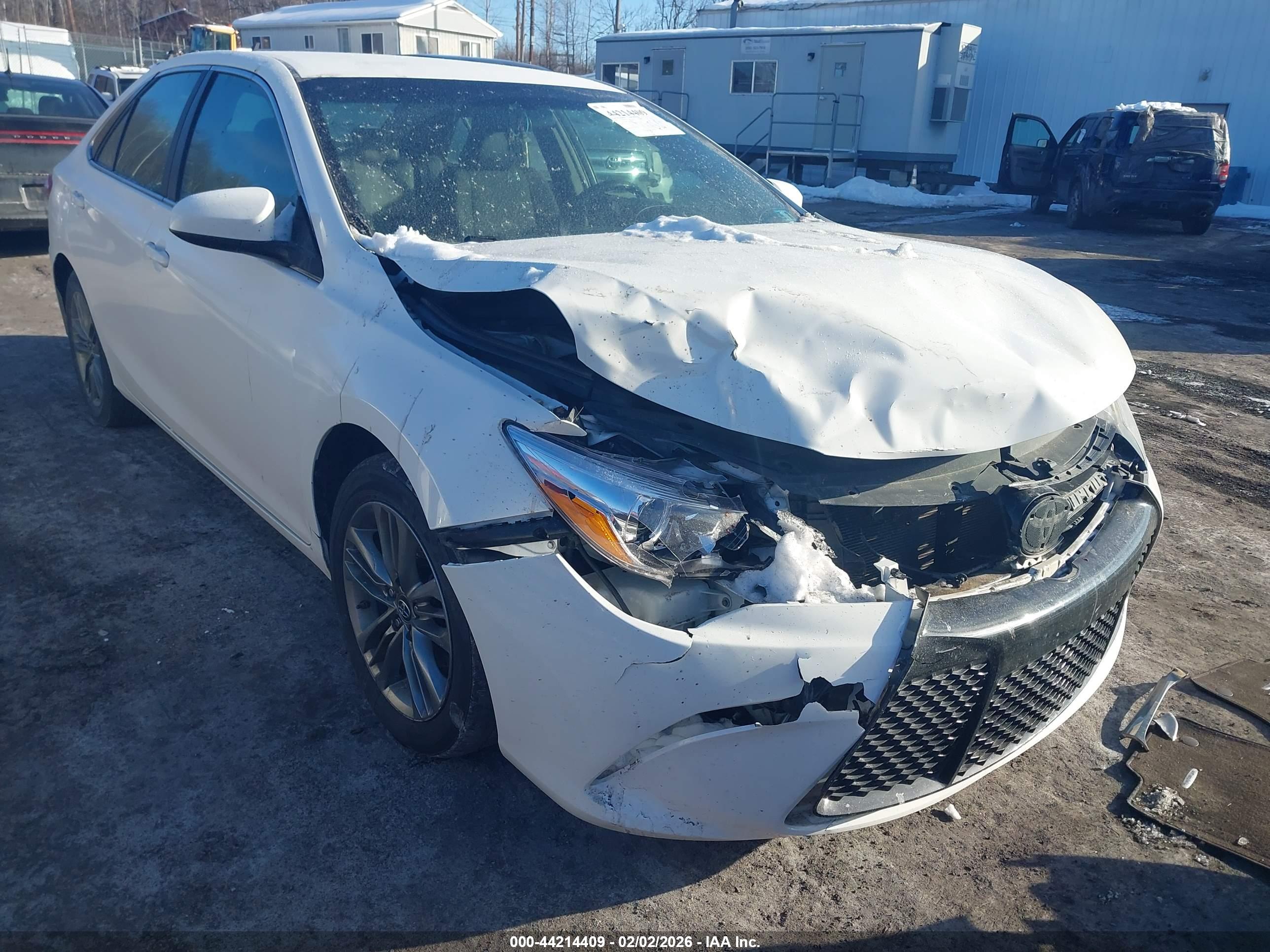 TOYOTA CAMRY image 6