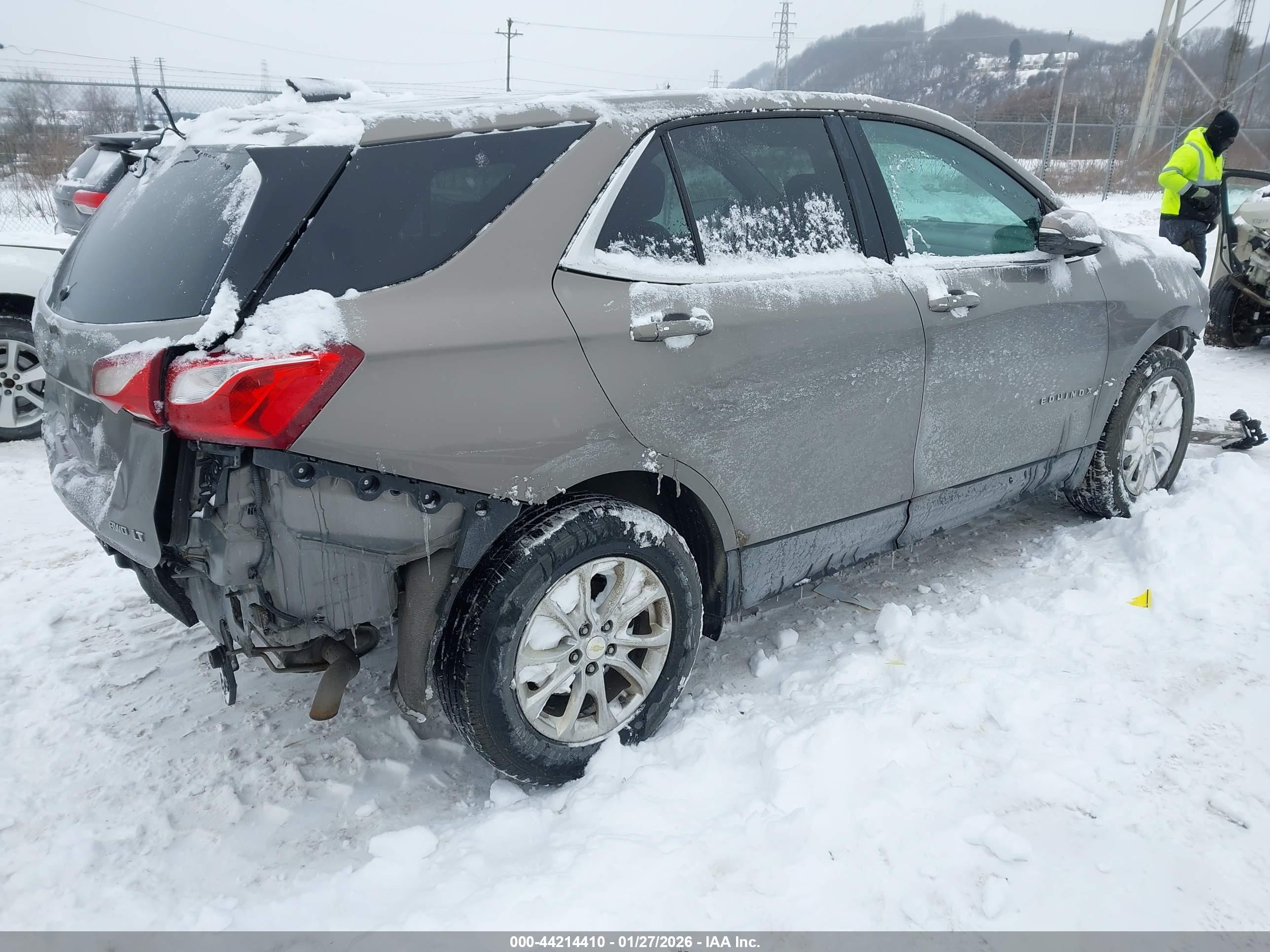 CHEVROLET EQUINOX image 4