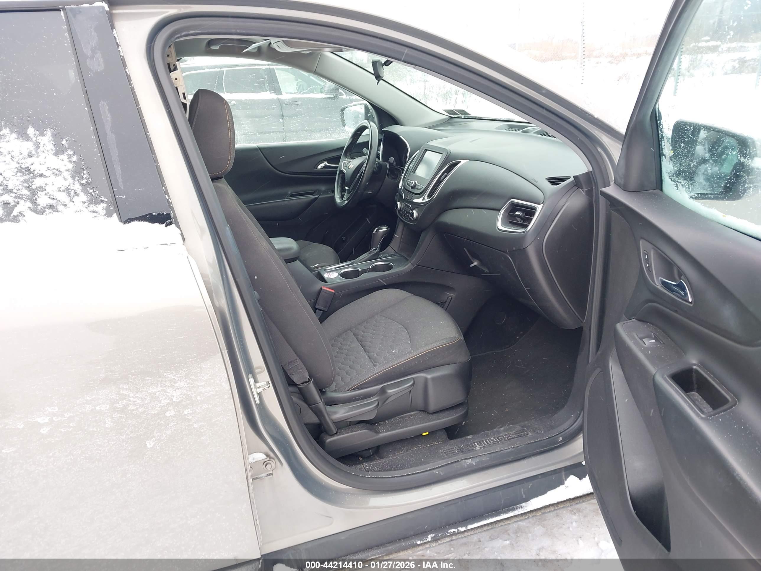 CHEVROLET EQUINOX image 5