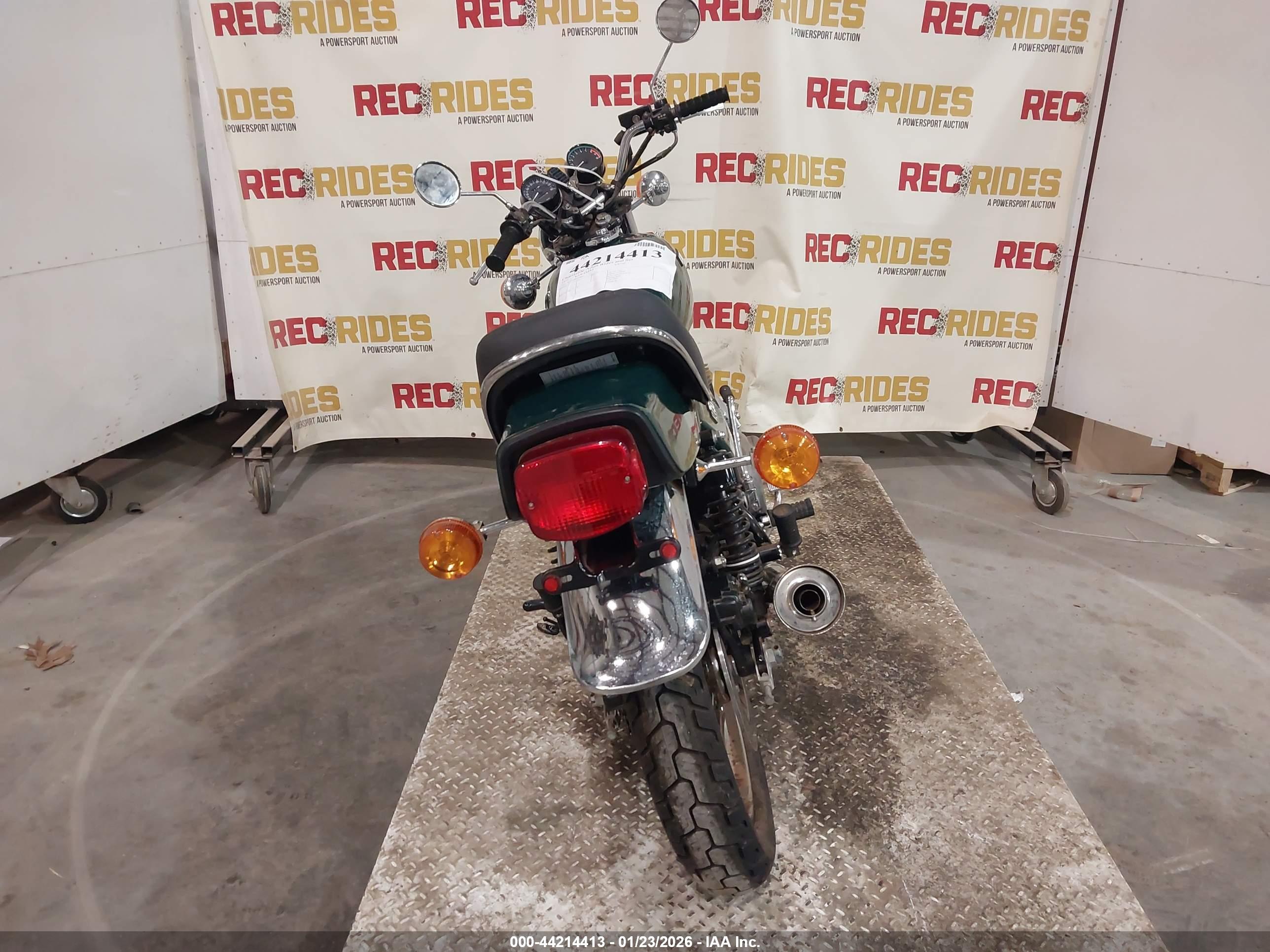 KAWASAKI VN750 image 6