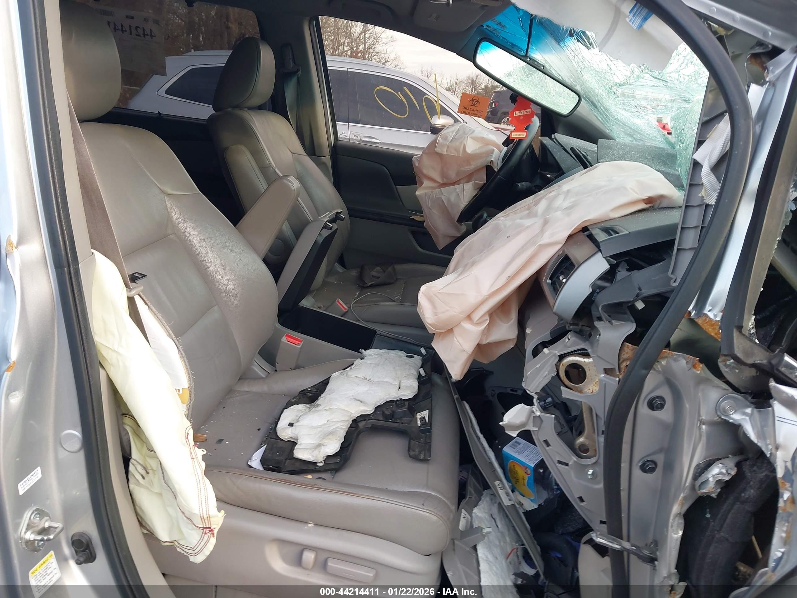 HONDA ODYSSEY image 5
