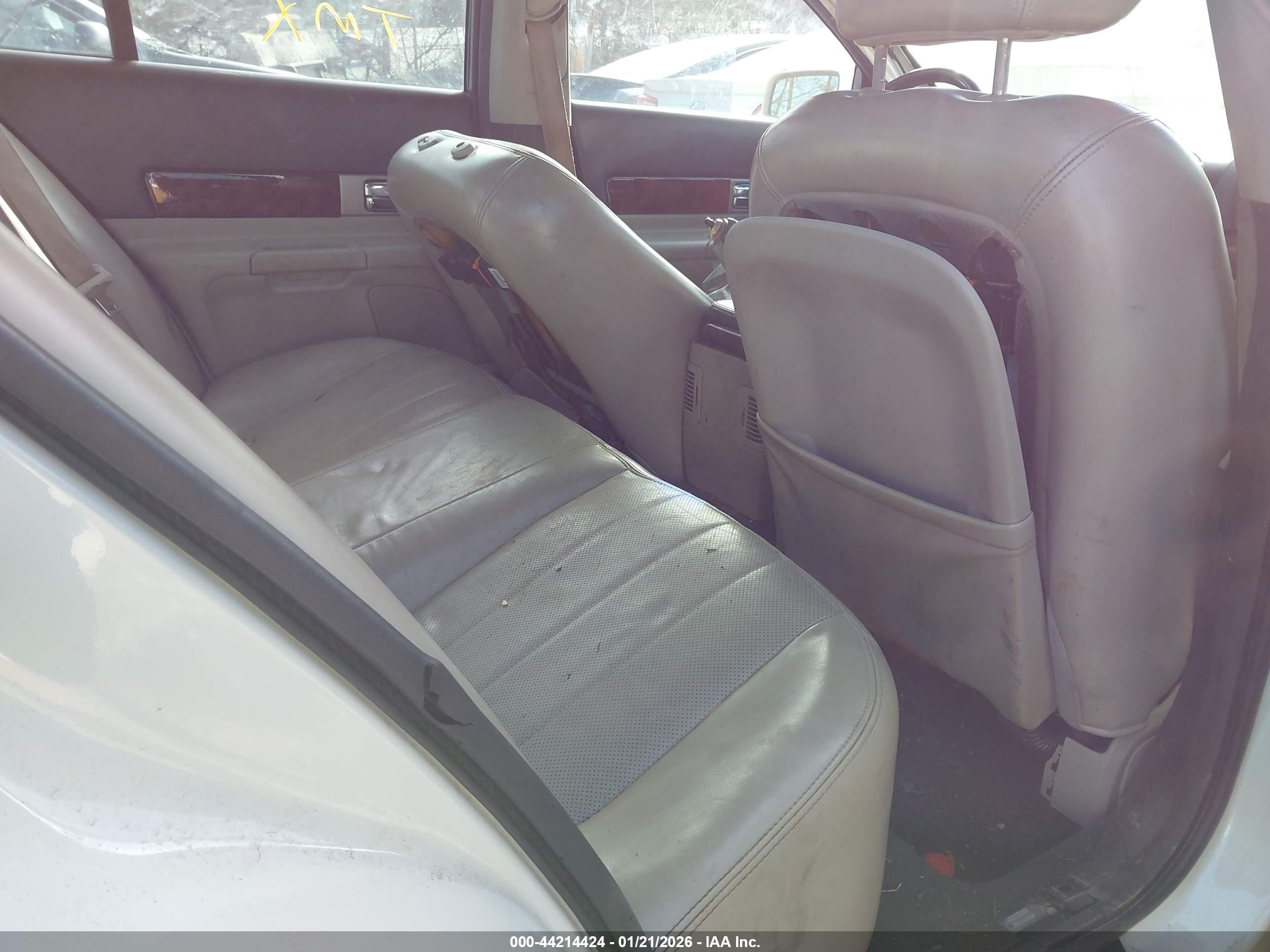 LINCOLN LS image 8