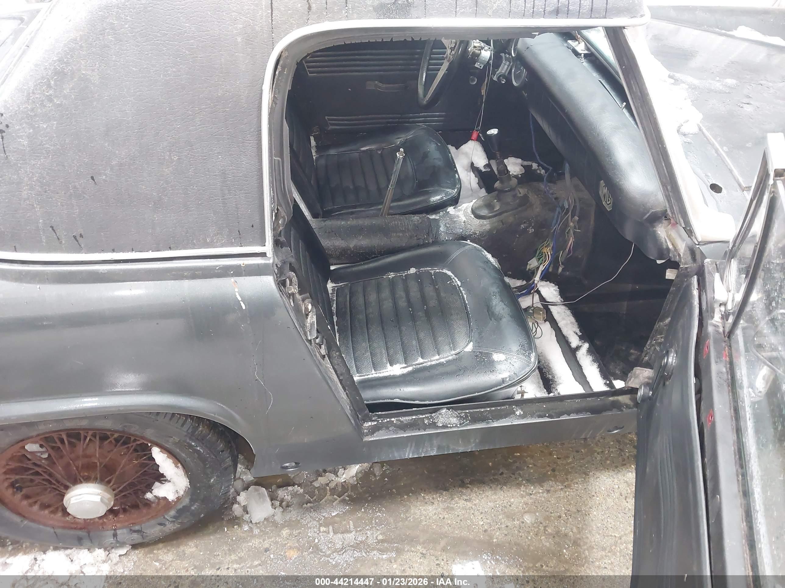 MG MIDGET image 5