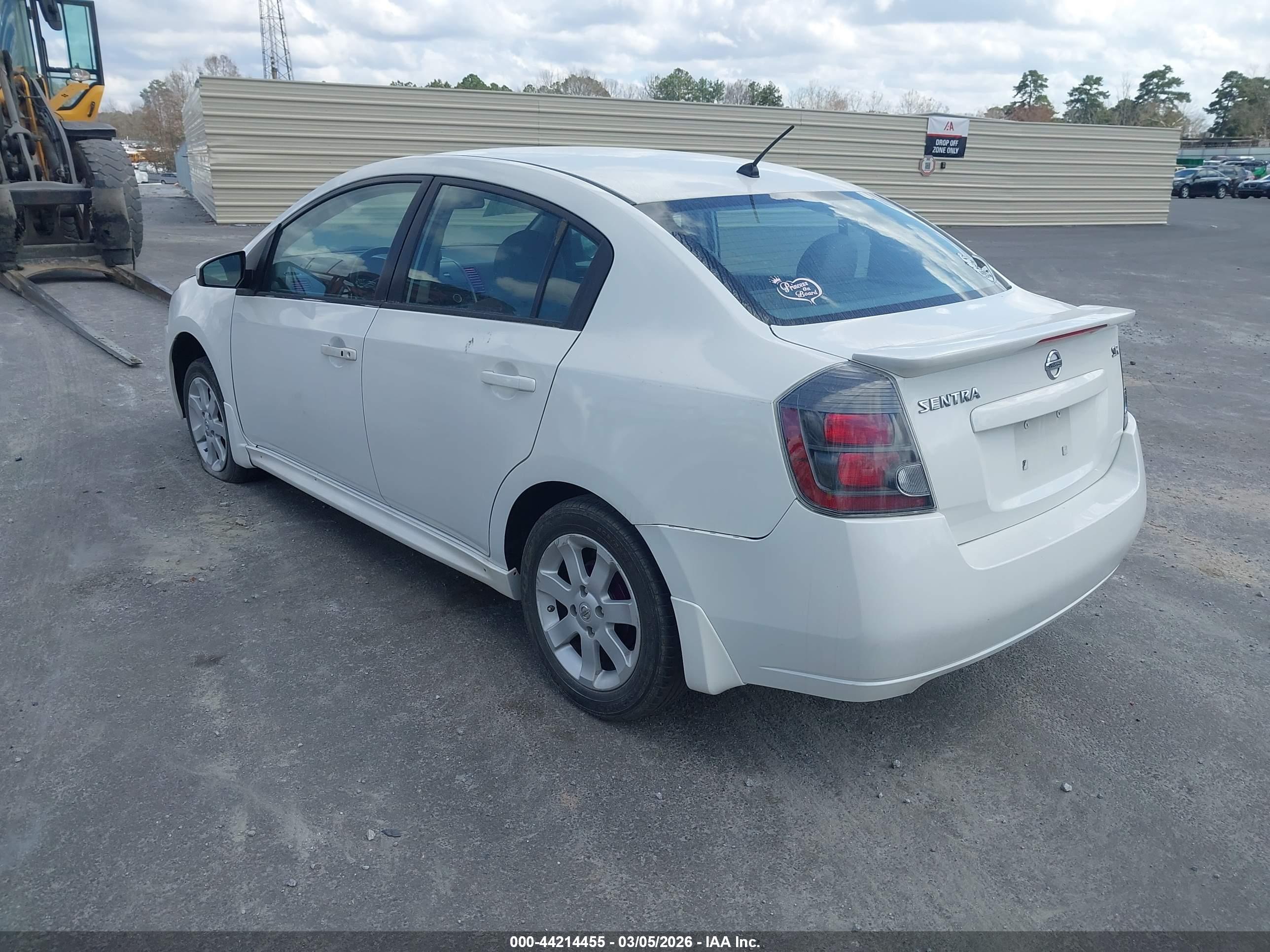 NISSAN SENTRA image 3