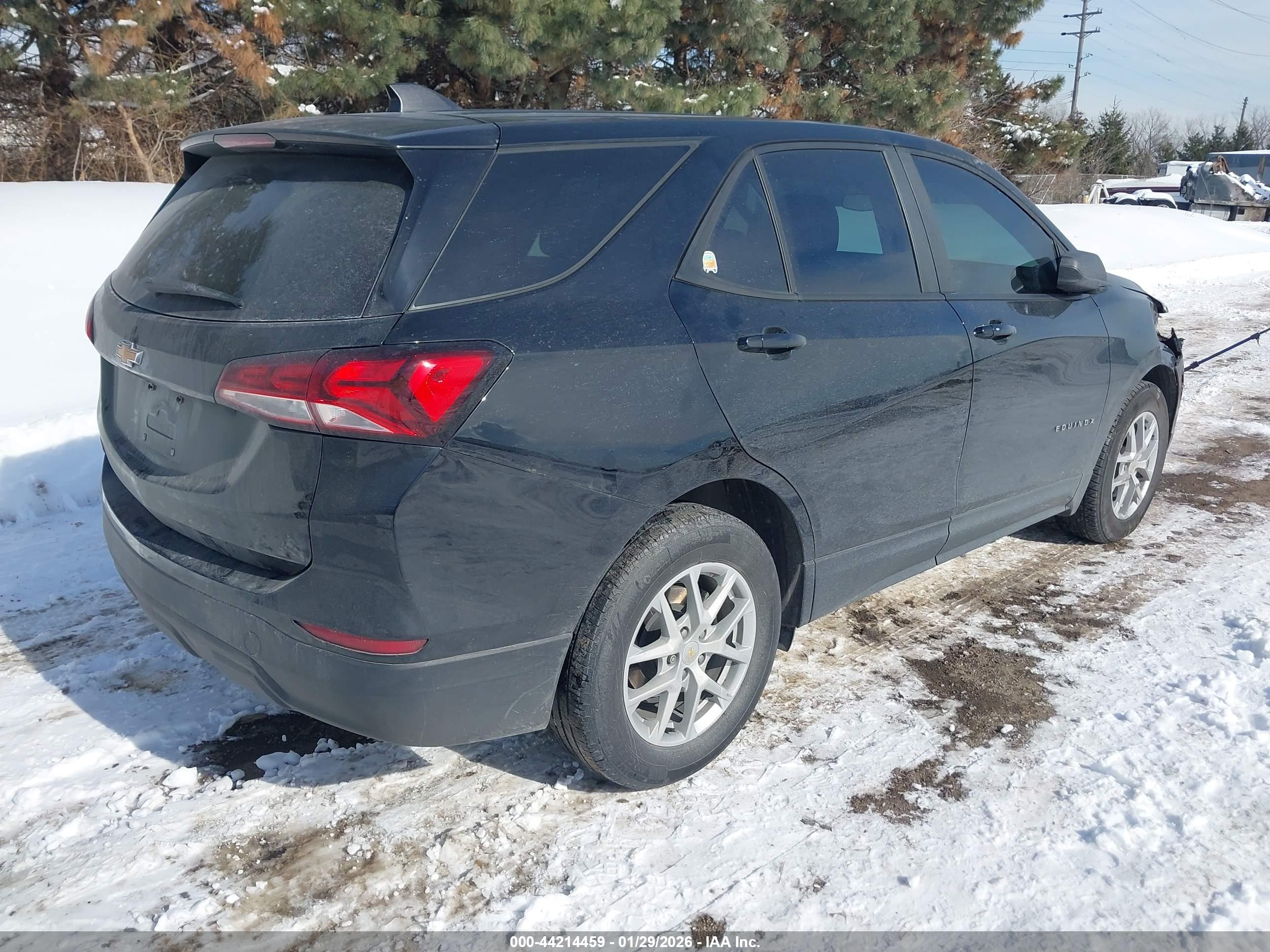 CHEVROLET EQUINOX image 4