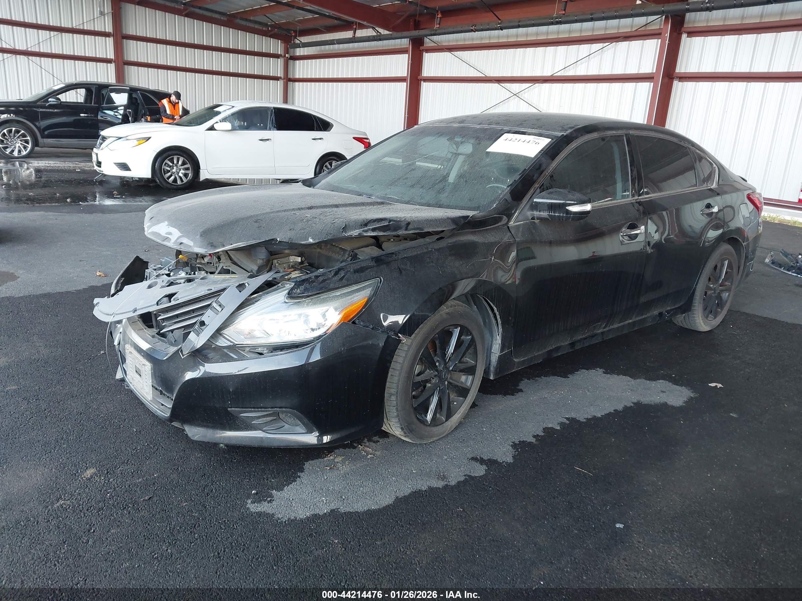 NISSAN ALTIMA image 2