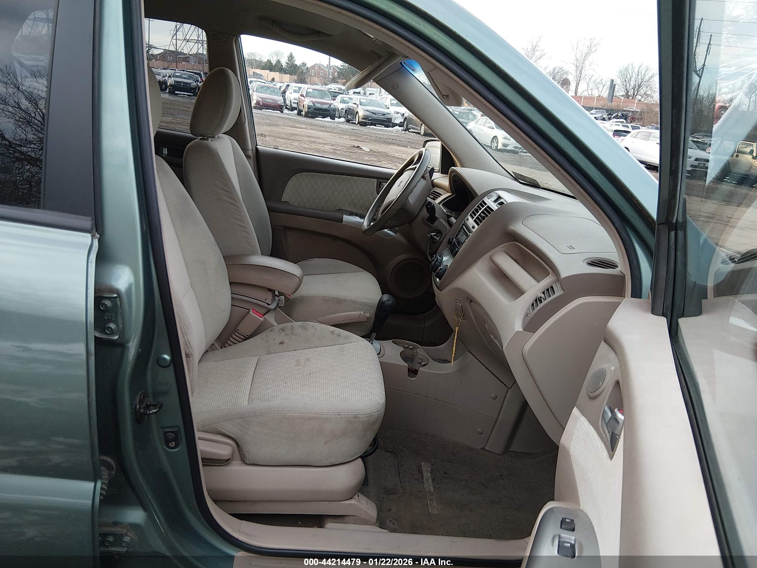 KIA SPORTAGE image 5