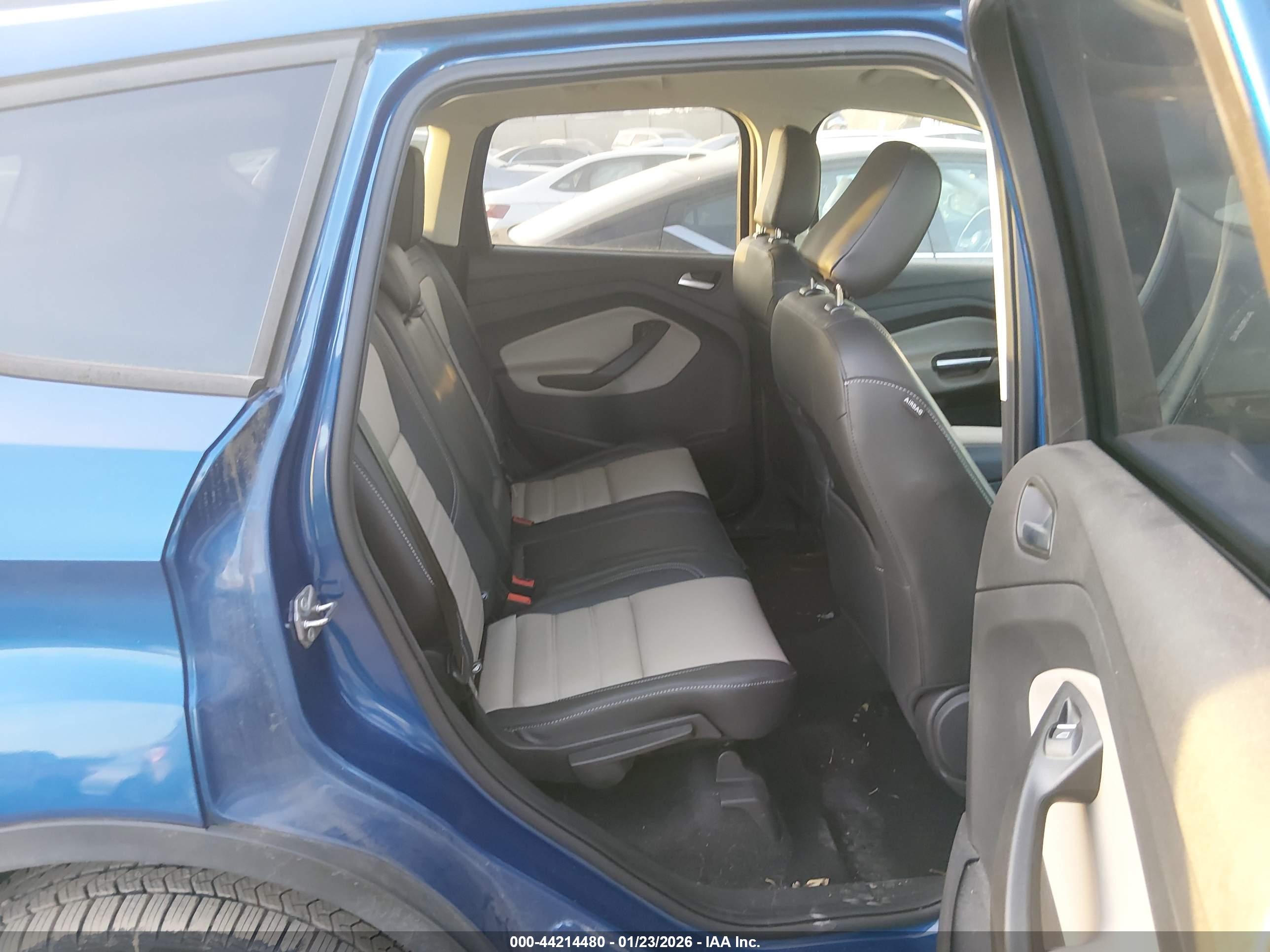 FORD ESCAPE image 8