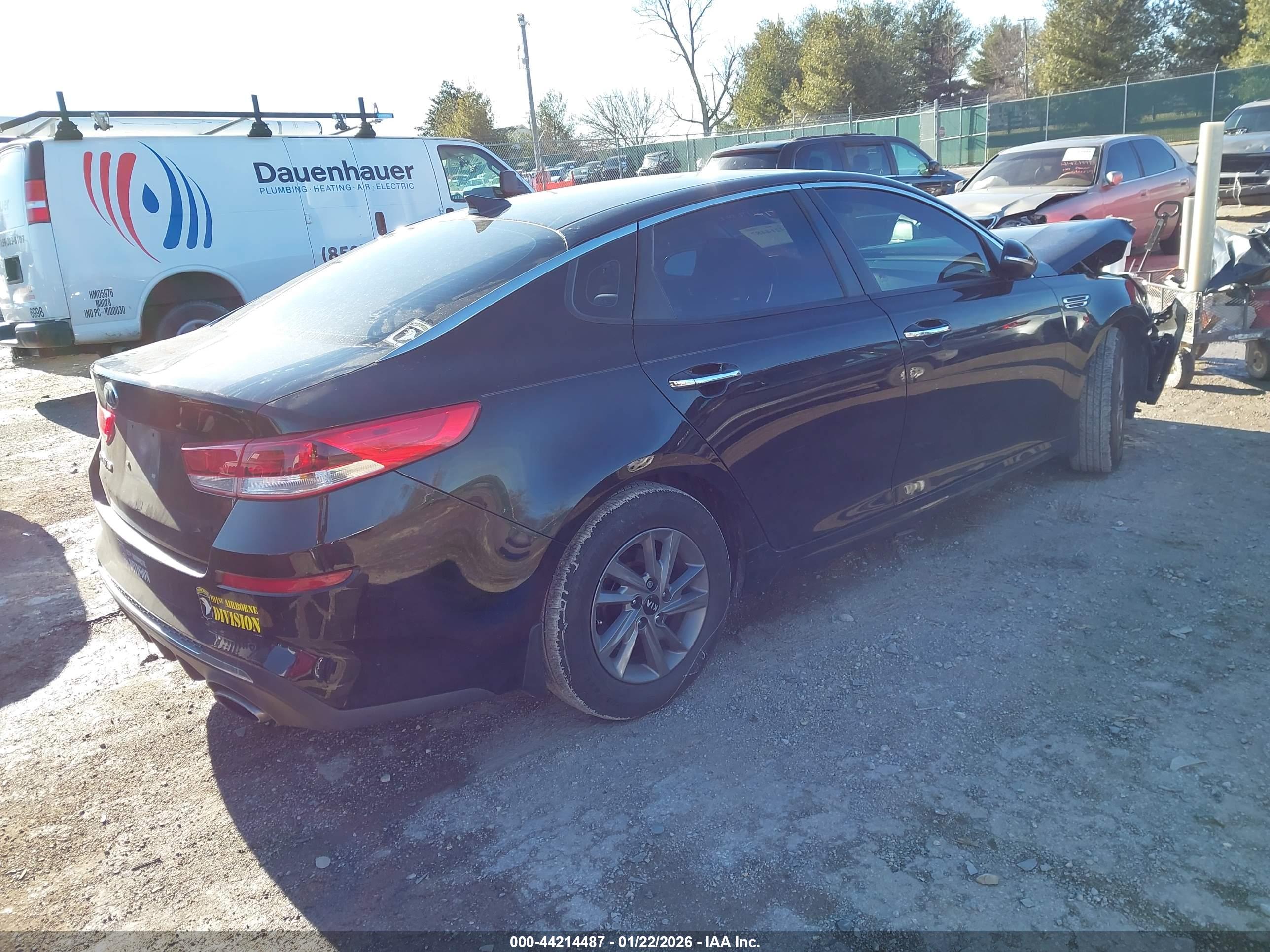 KIA OPTIMA image 4