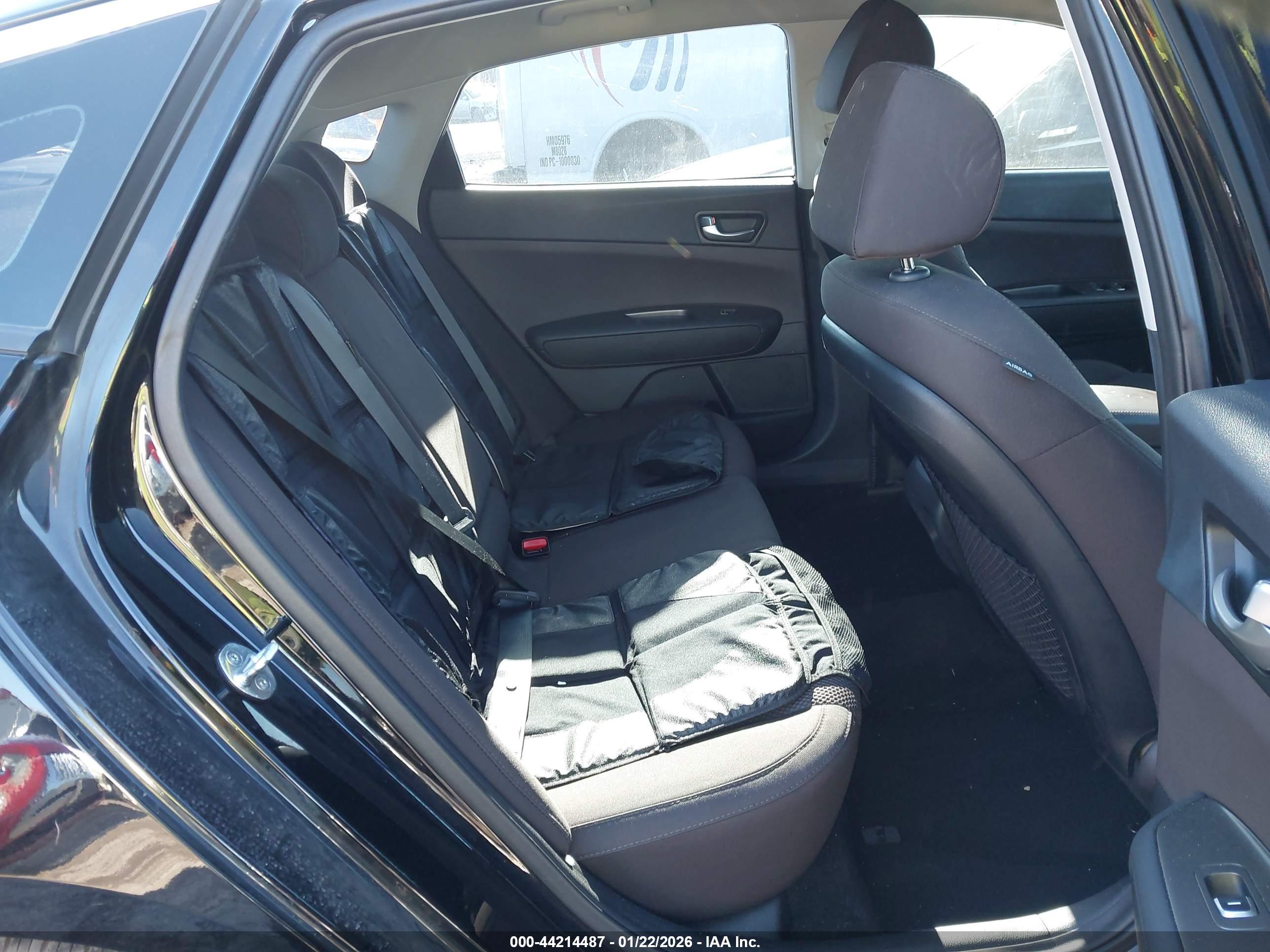 KIA OPTIMA image 8