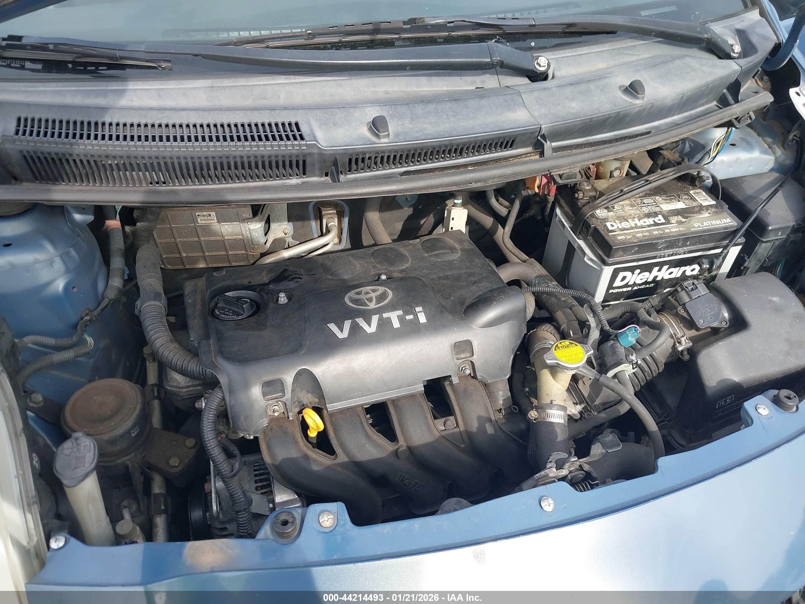 TOYOTA YARIS image 10