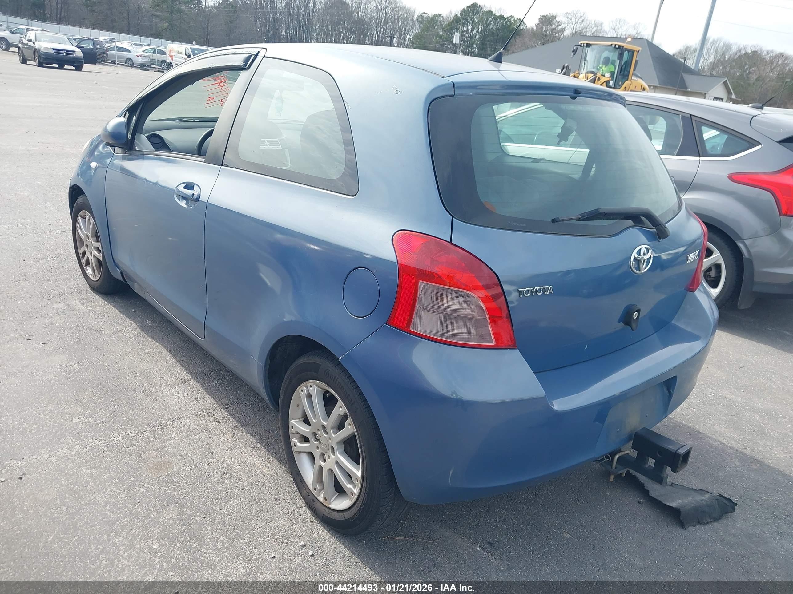 TOYOTA YARIS image 3