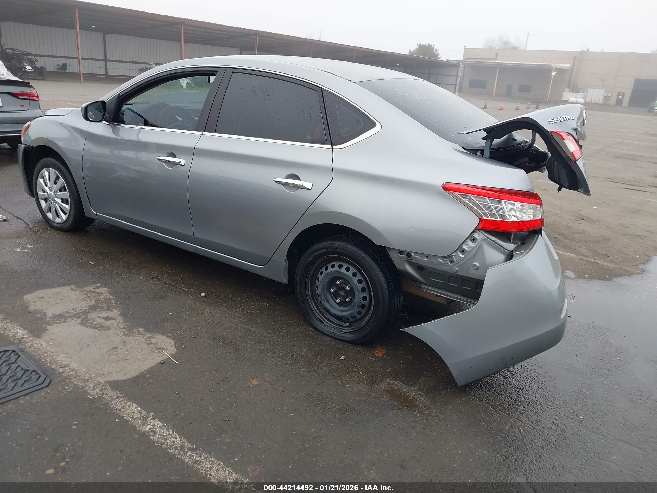 NISSAN SENTRA image 3