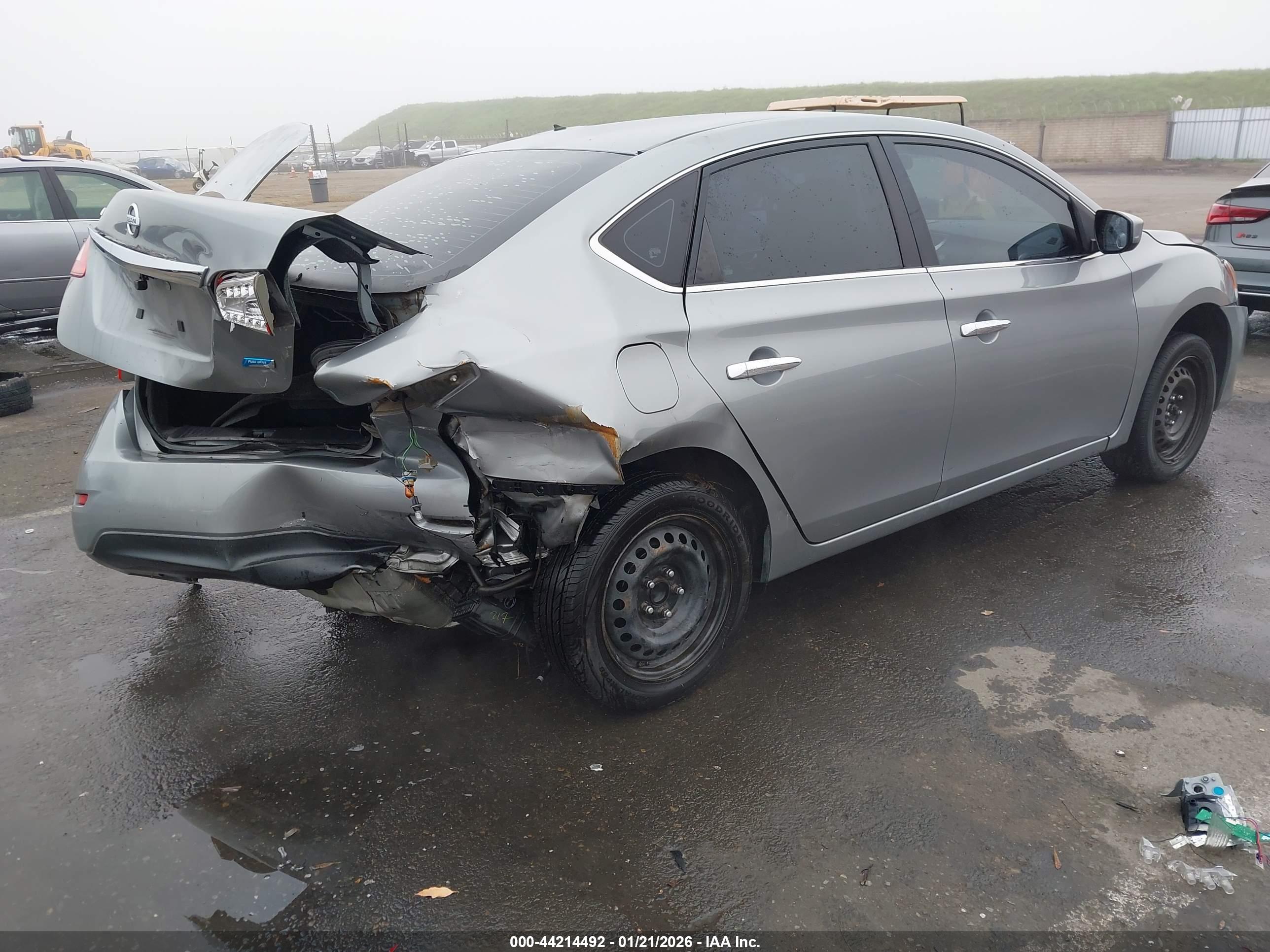 NISSAN SENTRA image 4