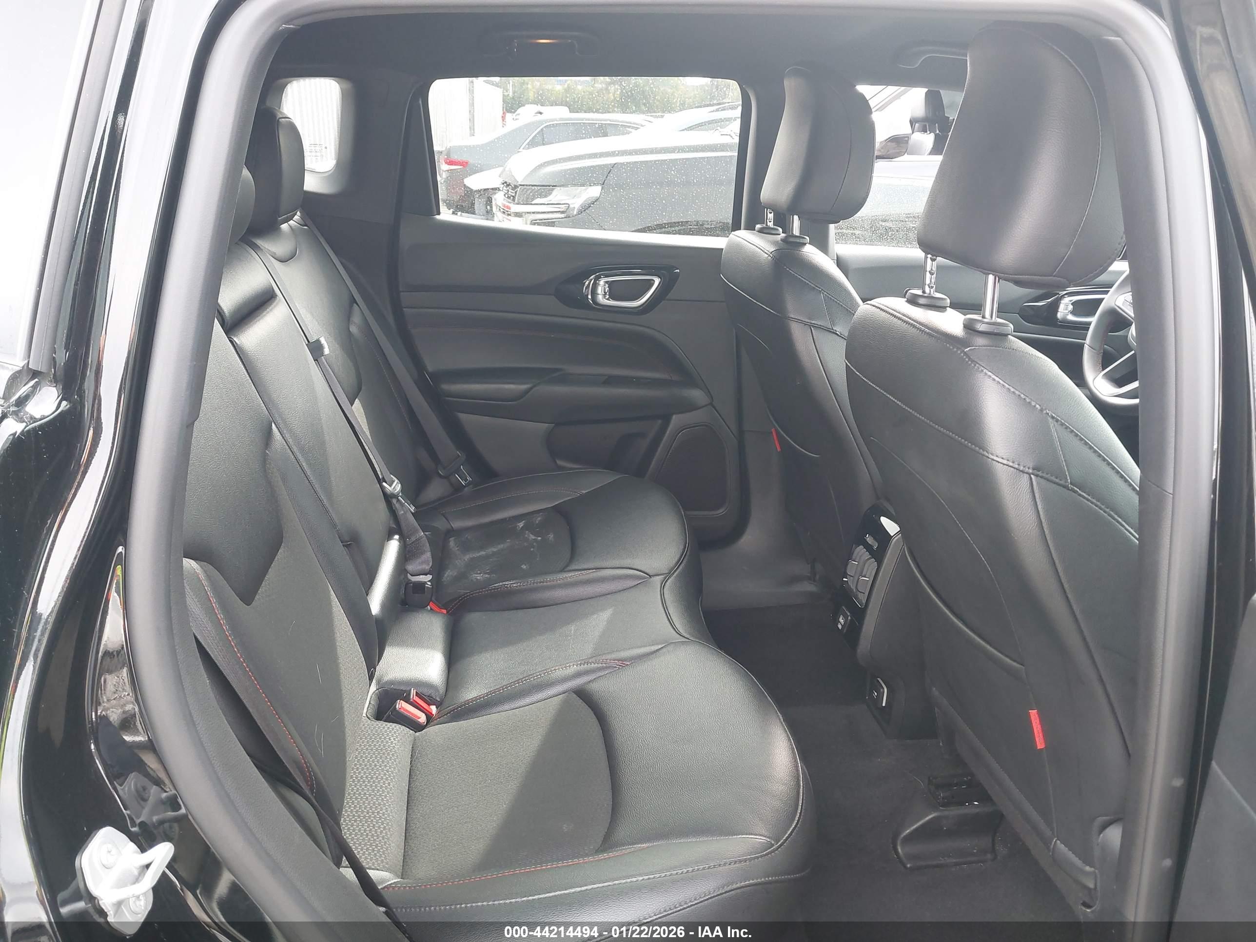 JEEP COMPASS image 8