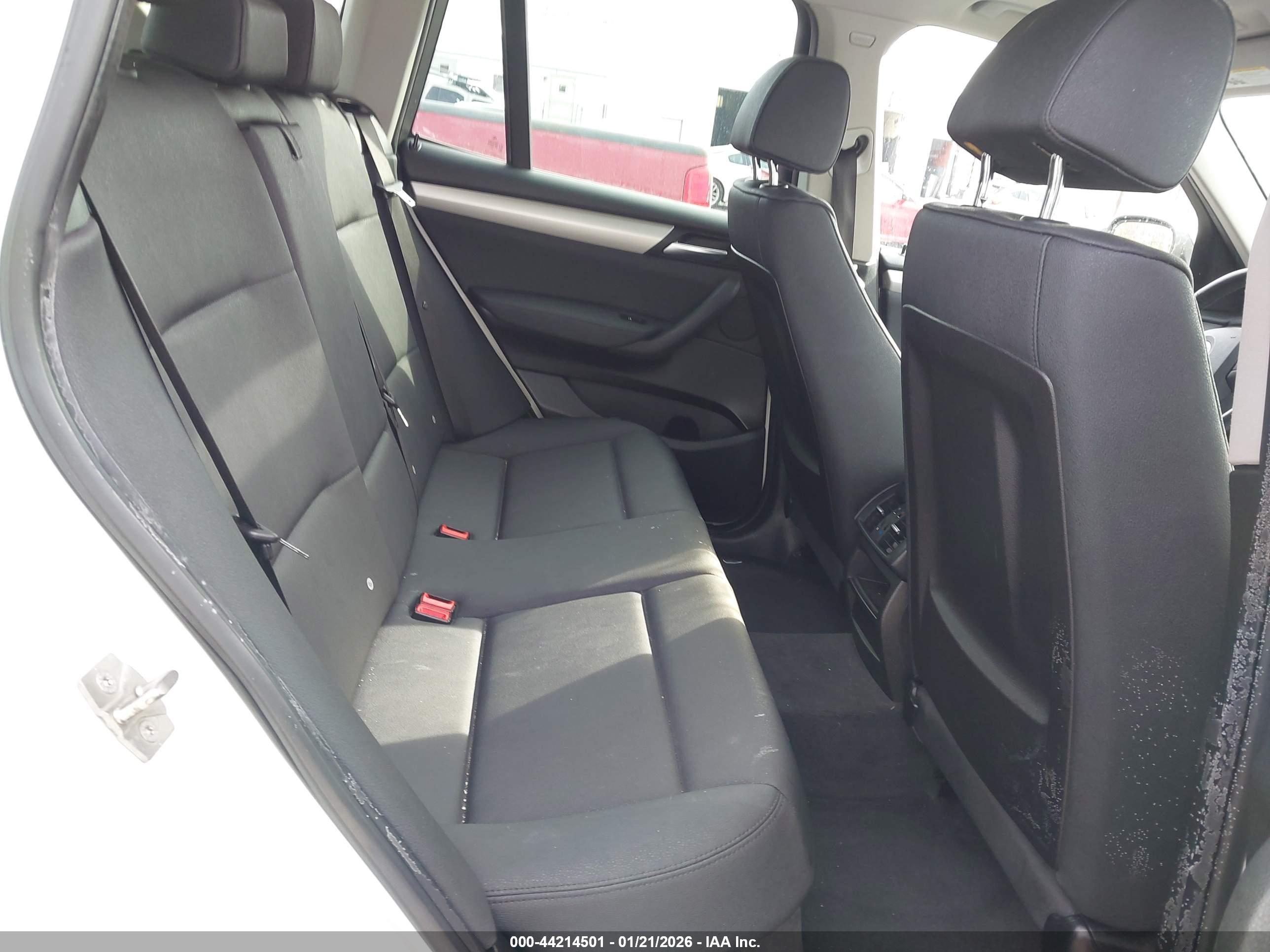 BMW X3 image 8