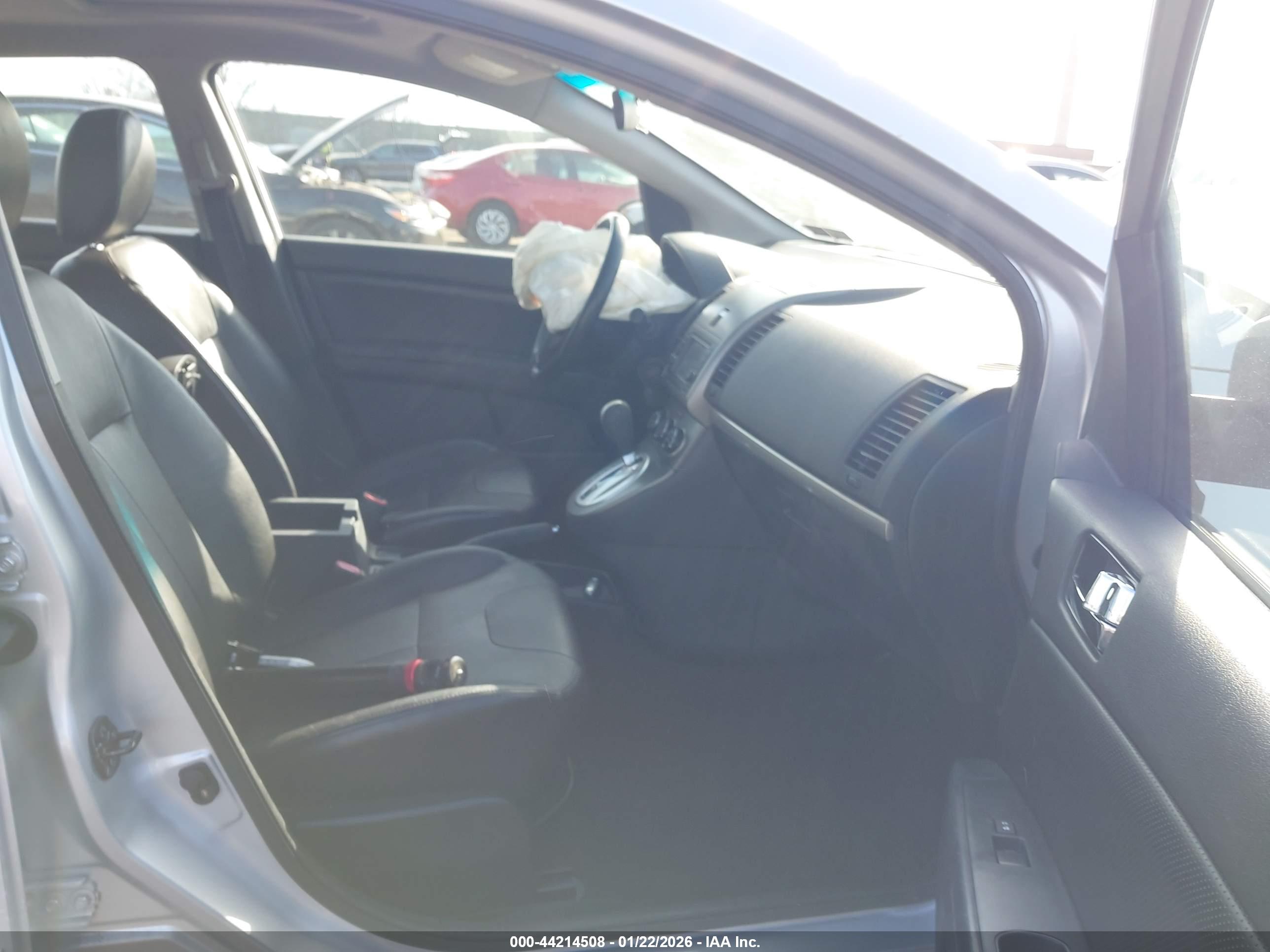 NISSAN SENTRA image 5