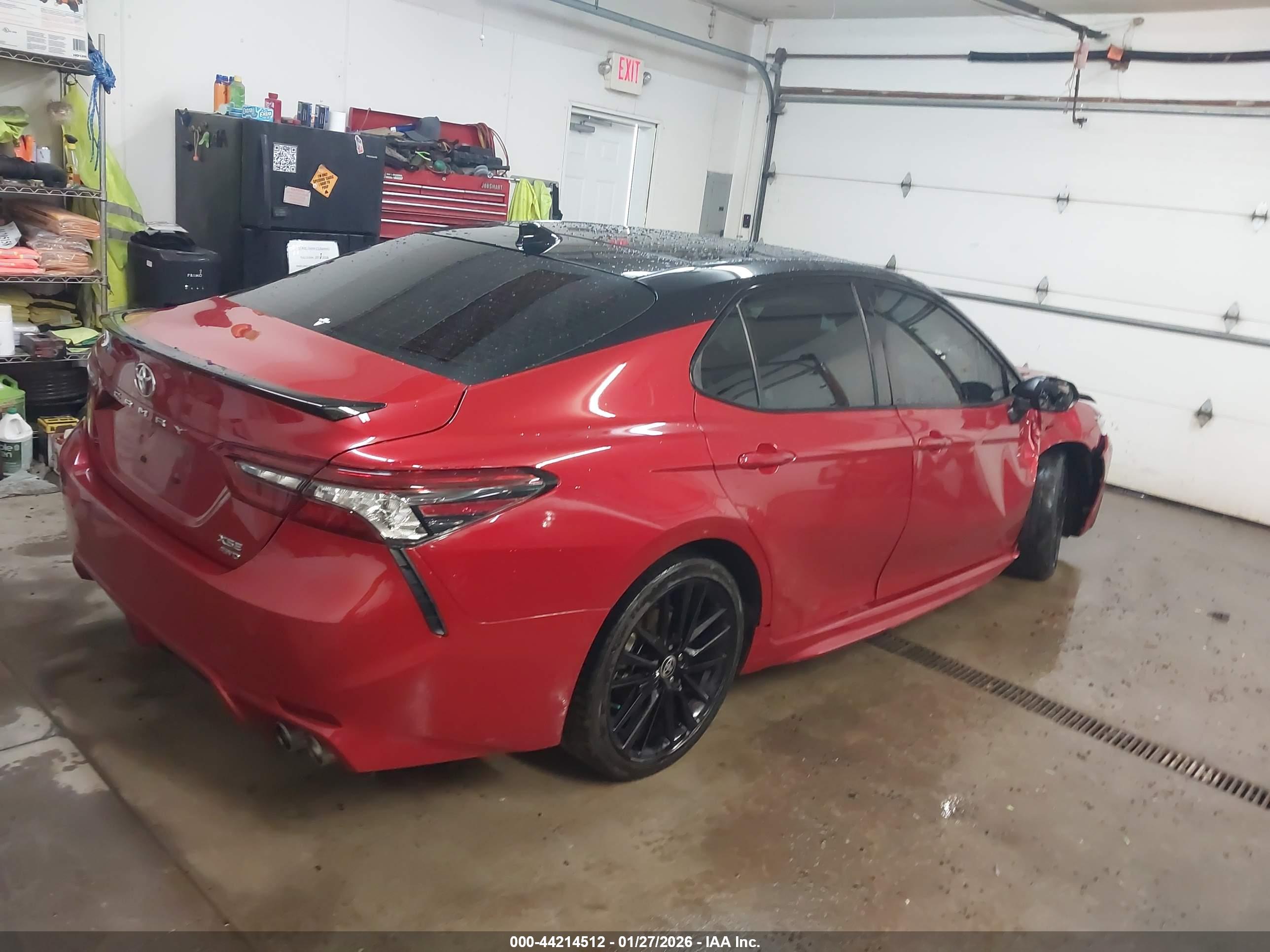 TOYOTA CAMRY image 4