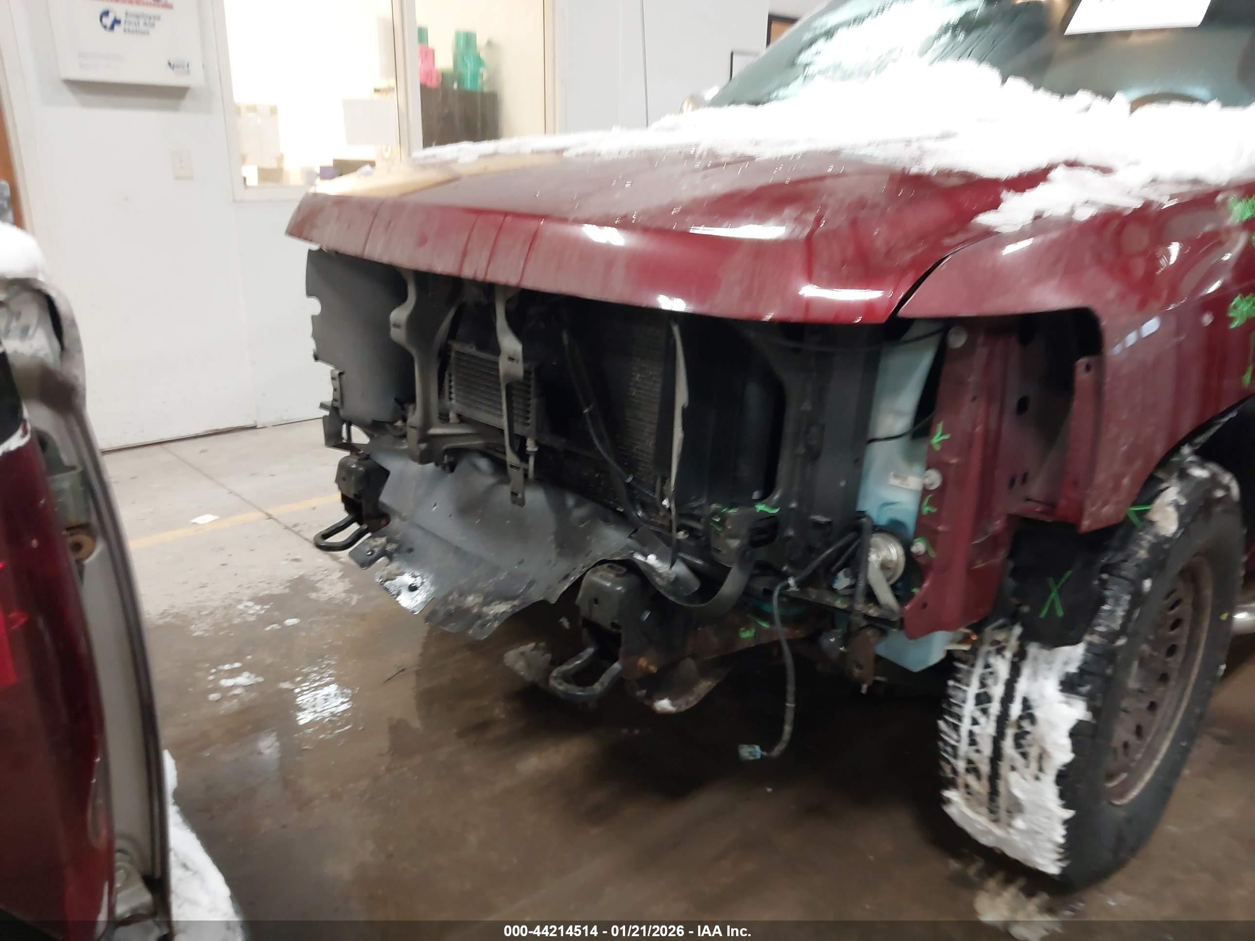 CHEVROLET SILVERADO image 6