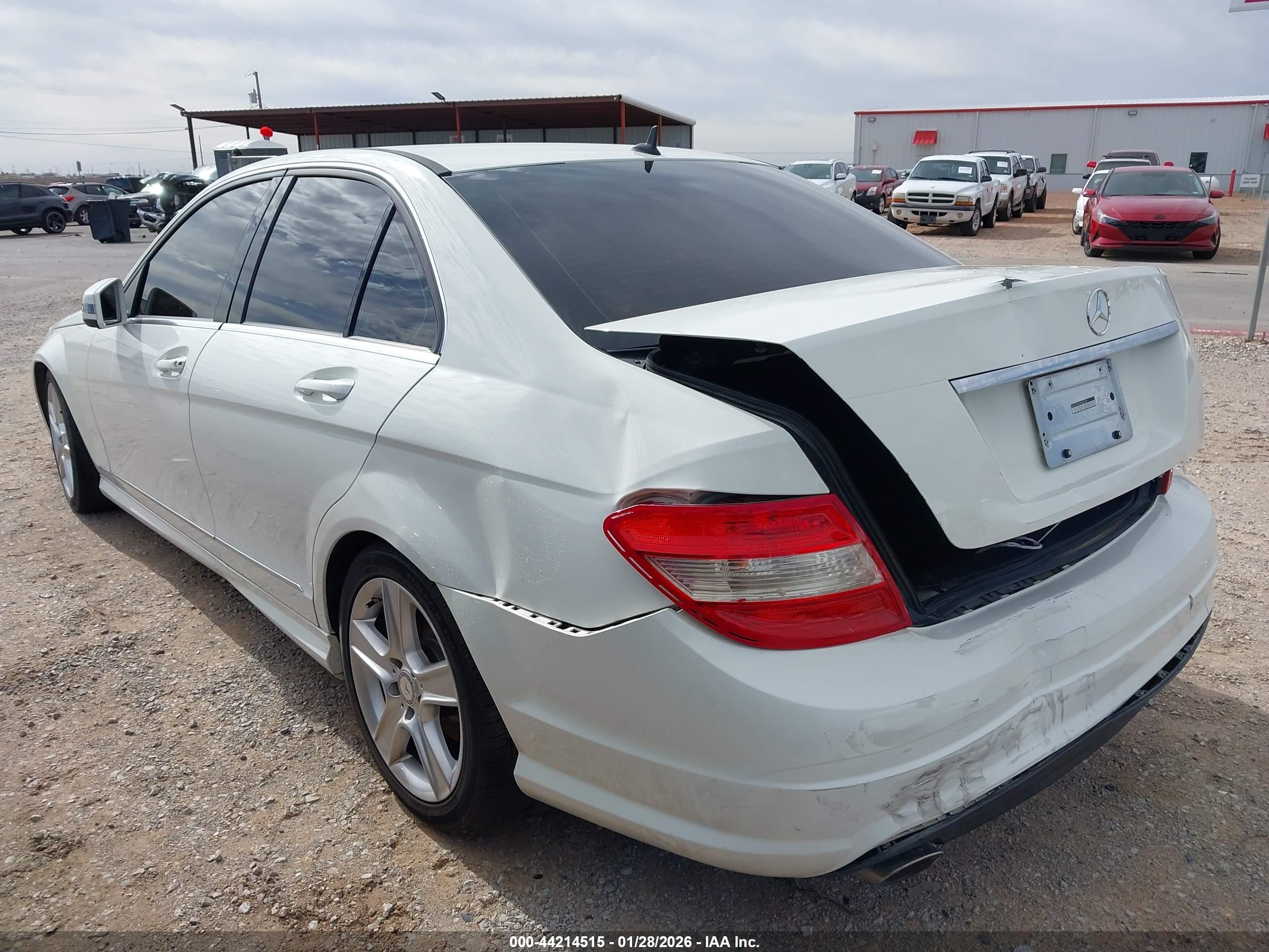MERCEDES-BENZ C image 3