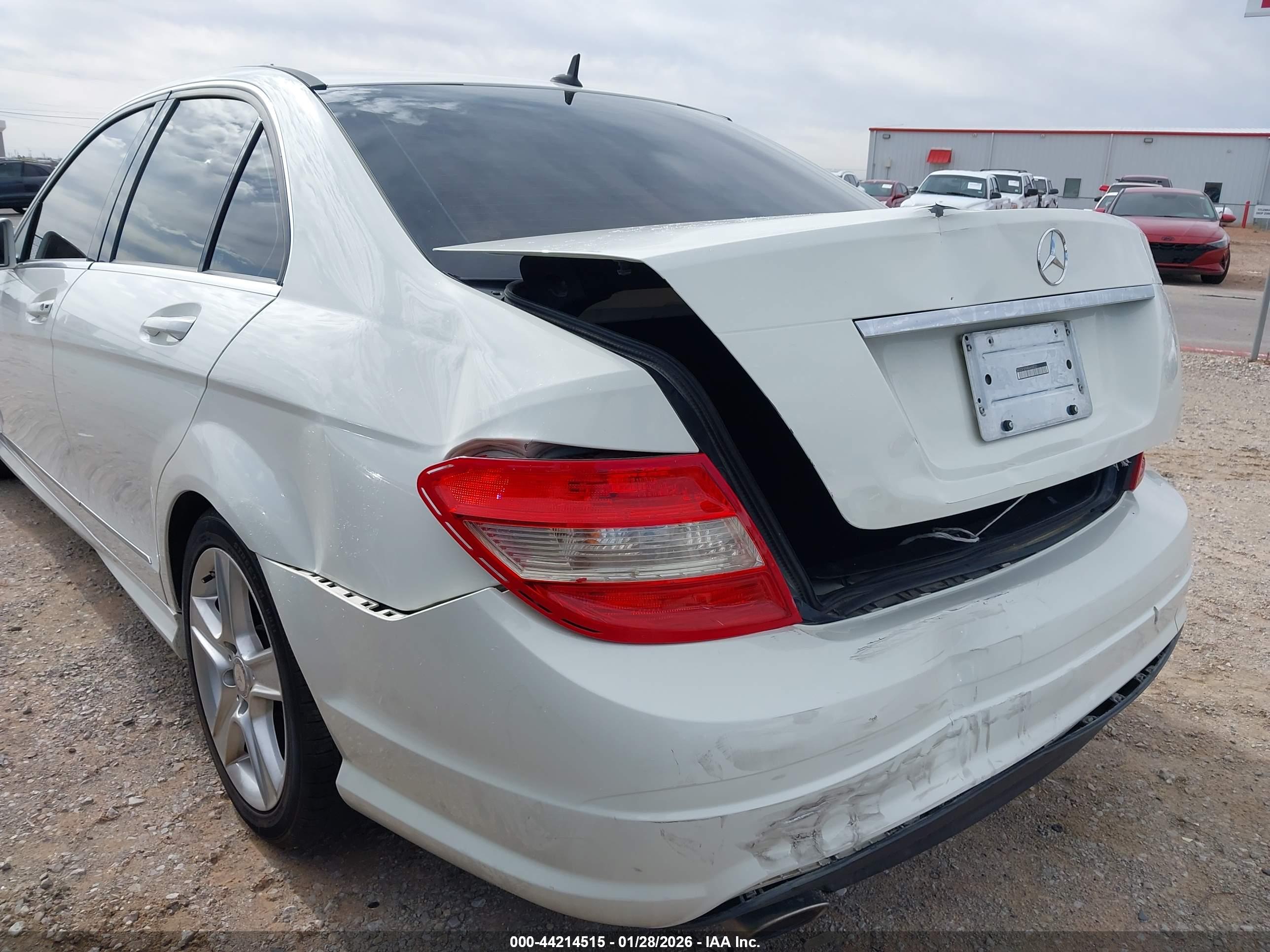 MERCEDES-BENZ C image 6