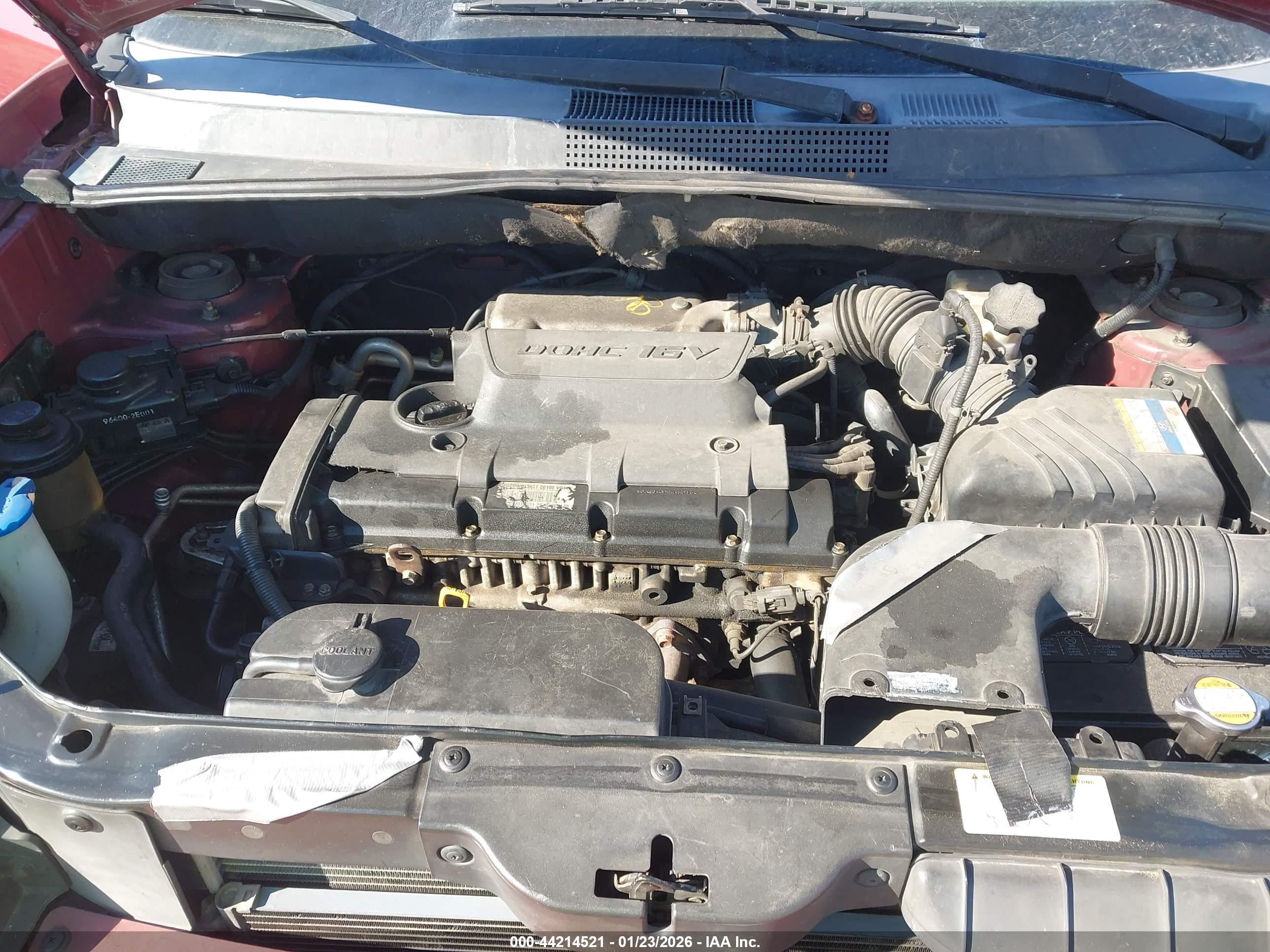 HYUNDAI TUCSON image 10