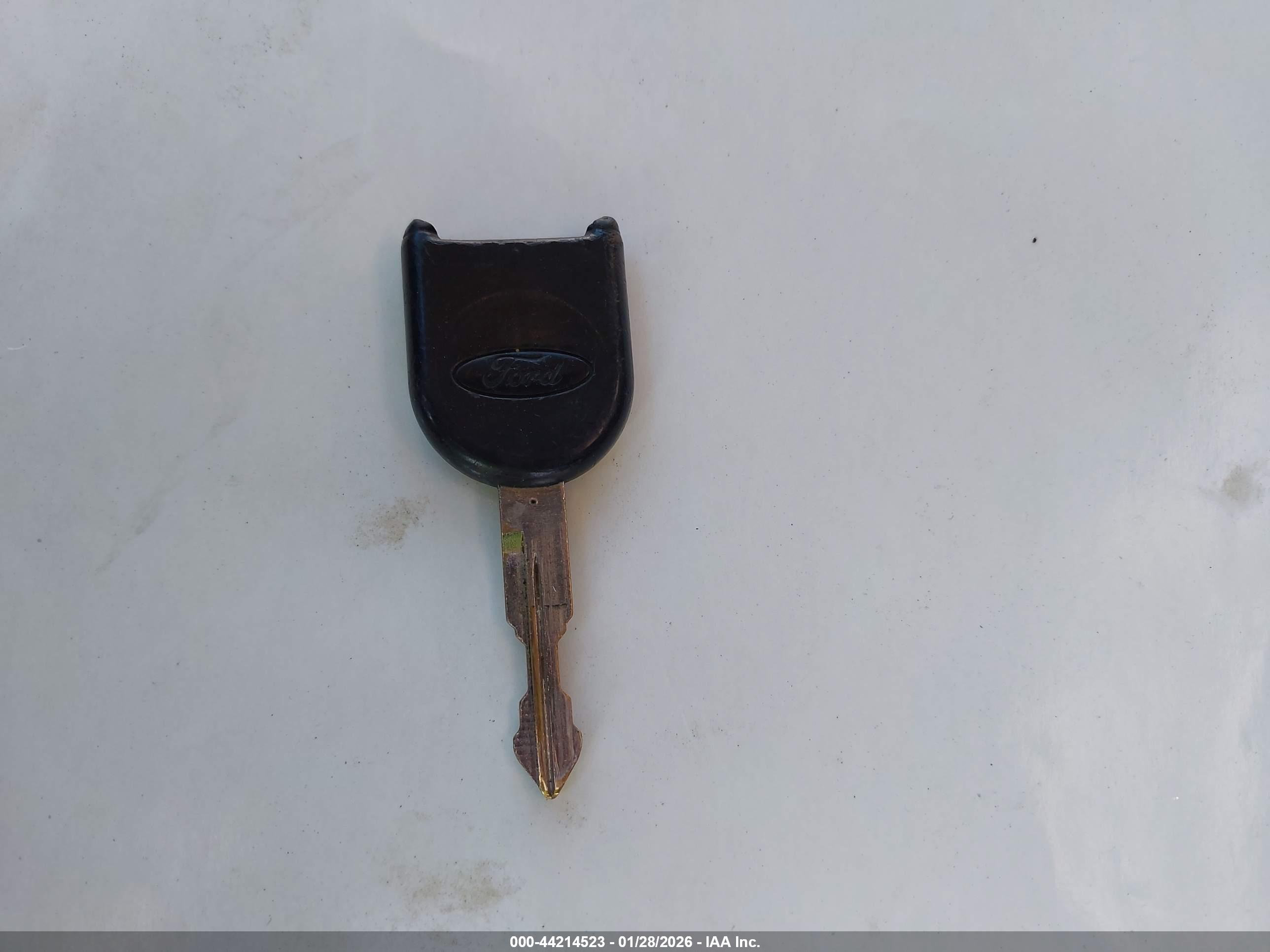 FORD ESCAPE image 11