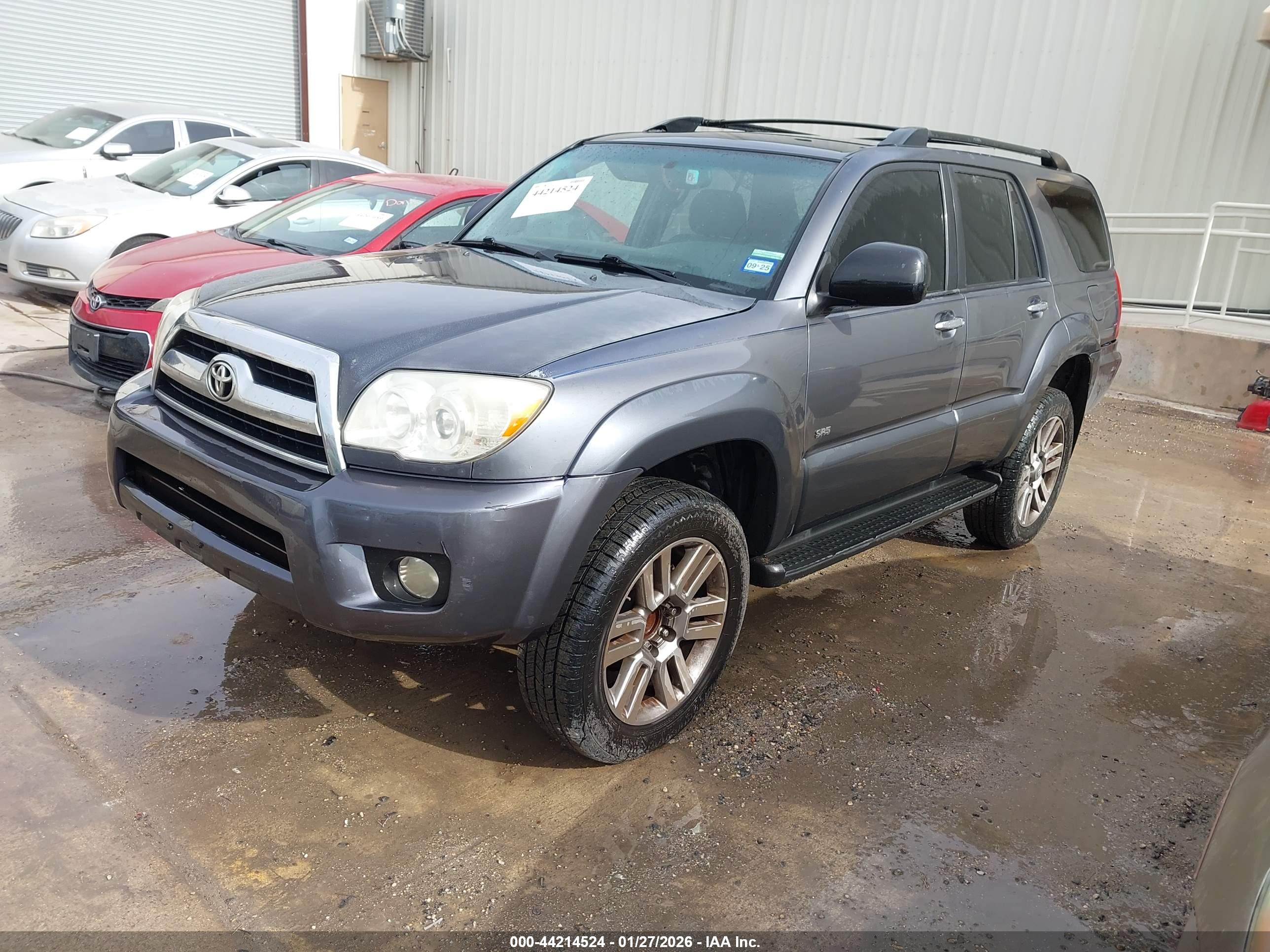 TOYOTA 4RUNNER image 2