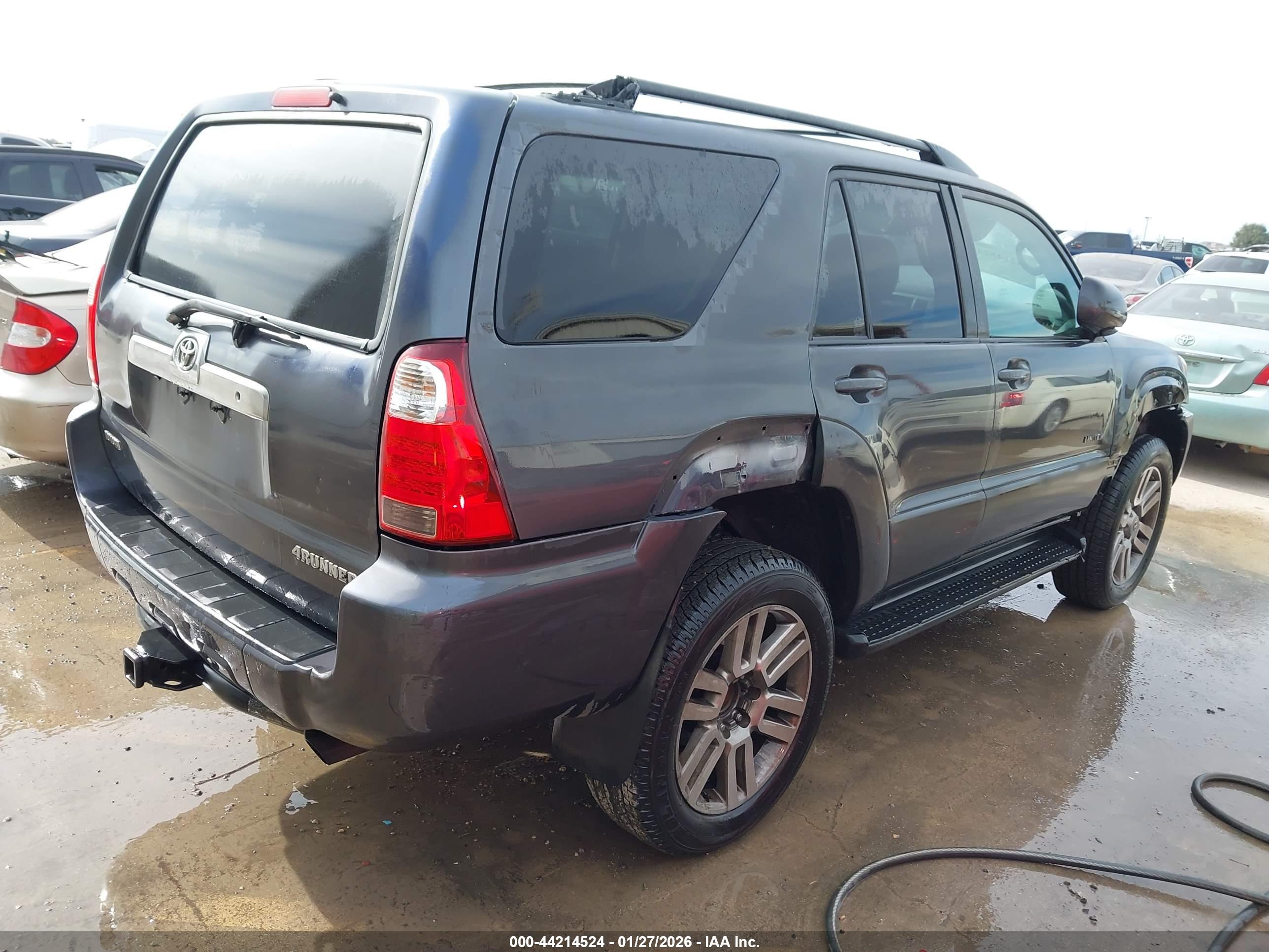 TOYOTA 4RUNNER image 4